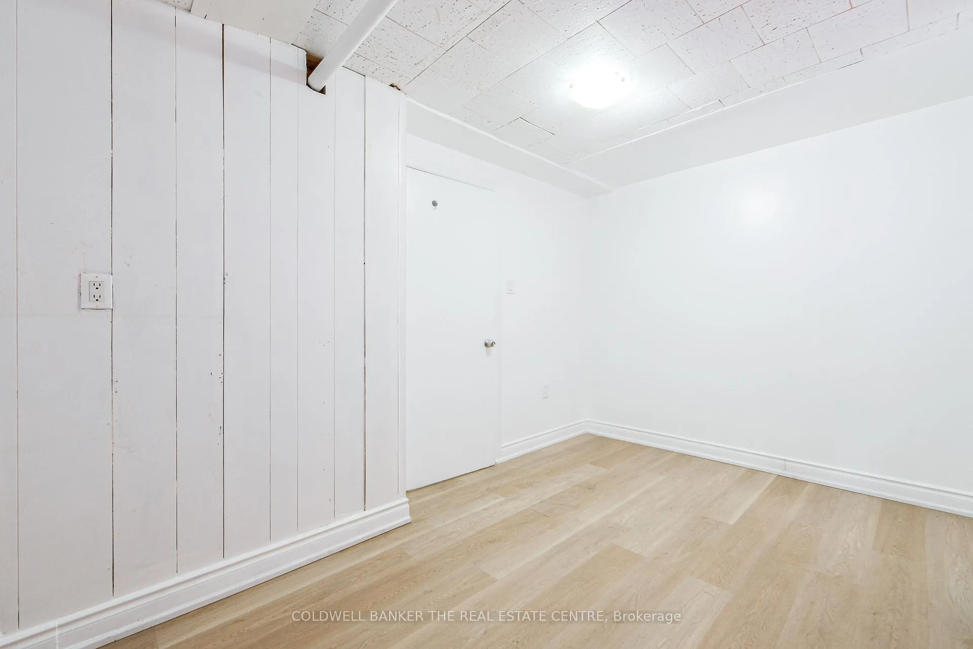Photo 12 of Unit Lower Level, 77 Perivale Crescent, Scarborough, Bendale — HOMEH