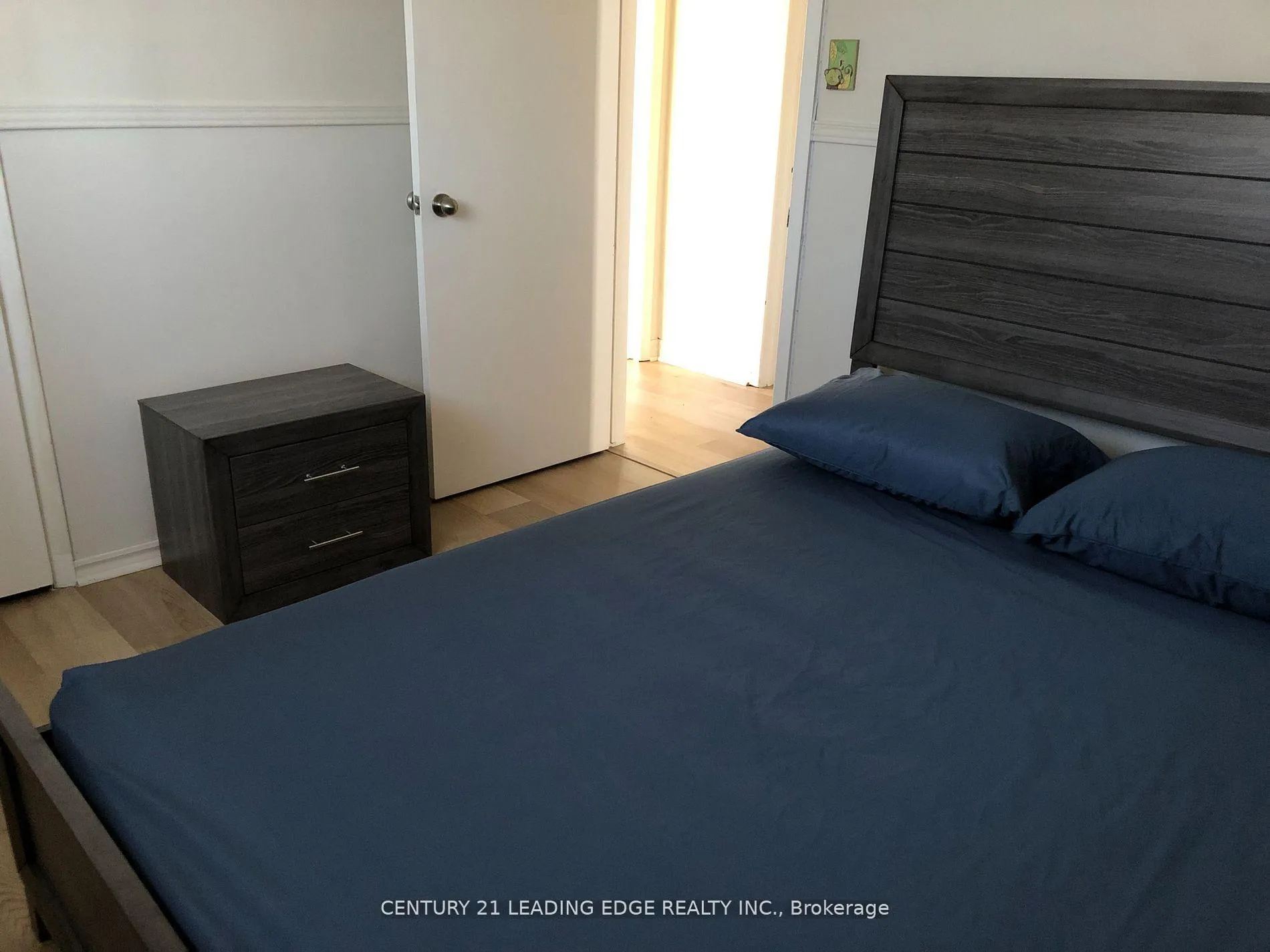 Photo 17 of Unit Upper, 39 Mallard Crescent, Brampton, Central Park — HOMEH