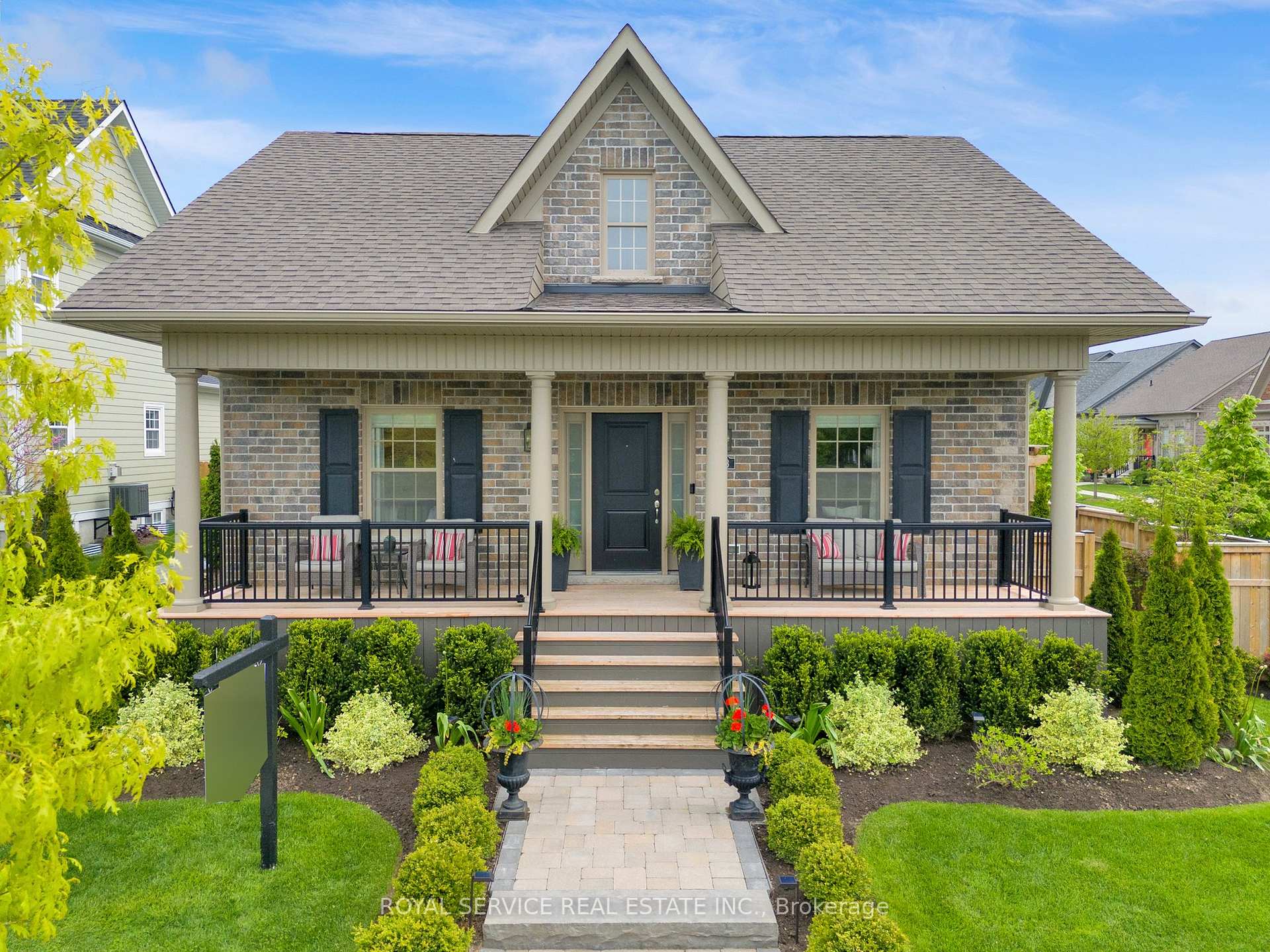 Photo 2 of 923 Charles Wilson Parkway, Cobourg — HOMEH