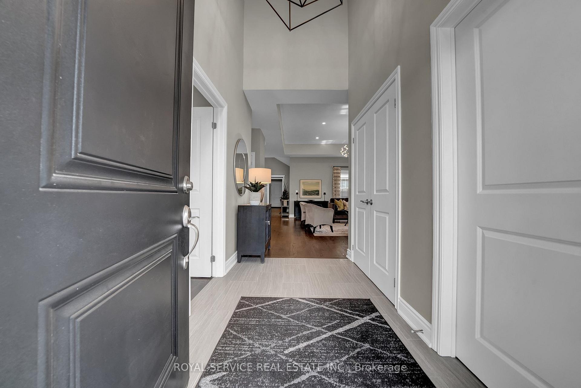 Photo 4 of 923 Charles Wilson Parkway, Cobourg — HOMEH