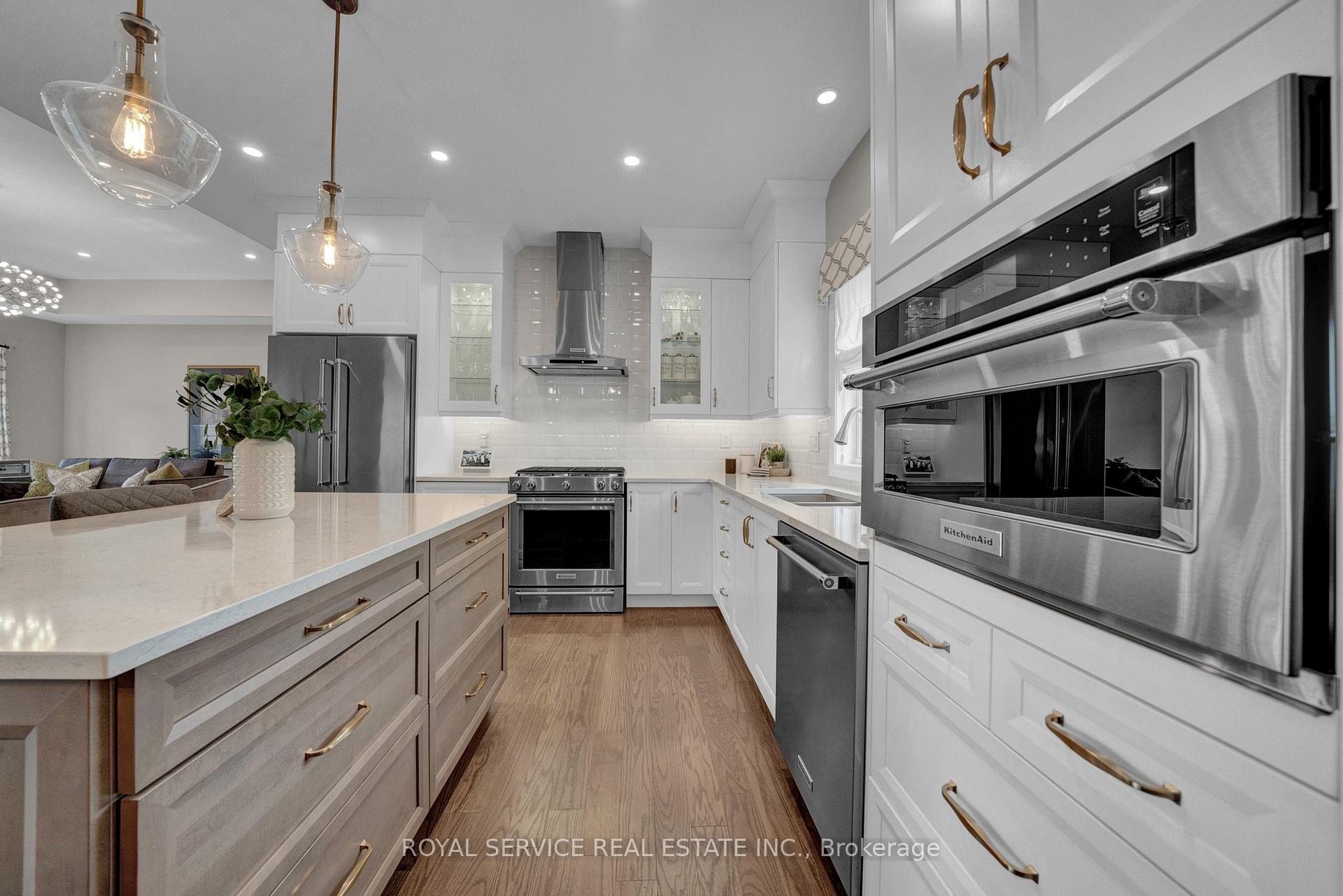Photo 16 of 923 Charles Wilson Parkway, Cobourg — HOMEH