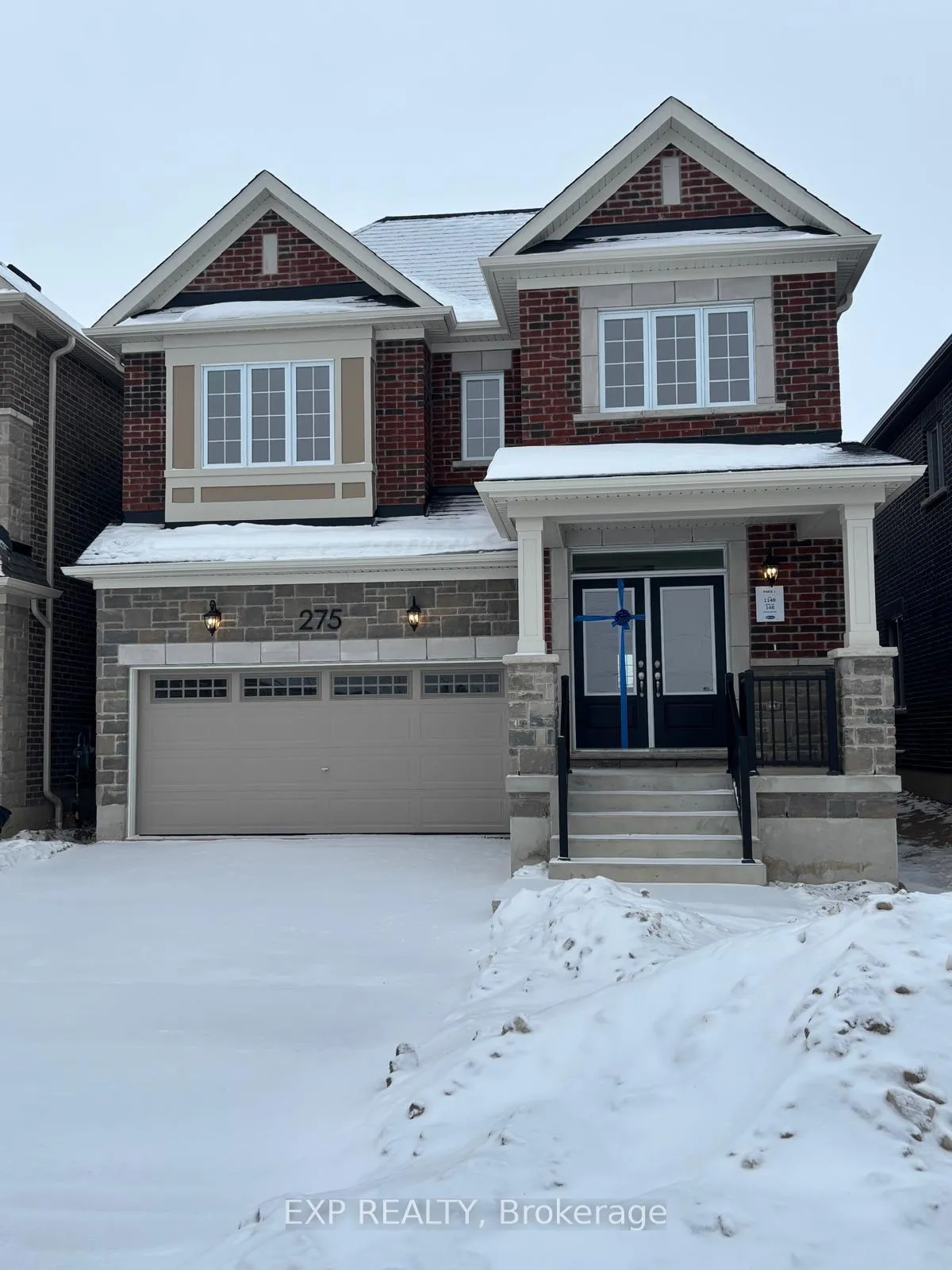 Front of Unit UPPER, 275 Rosenberg Way