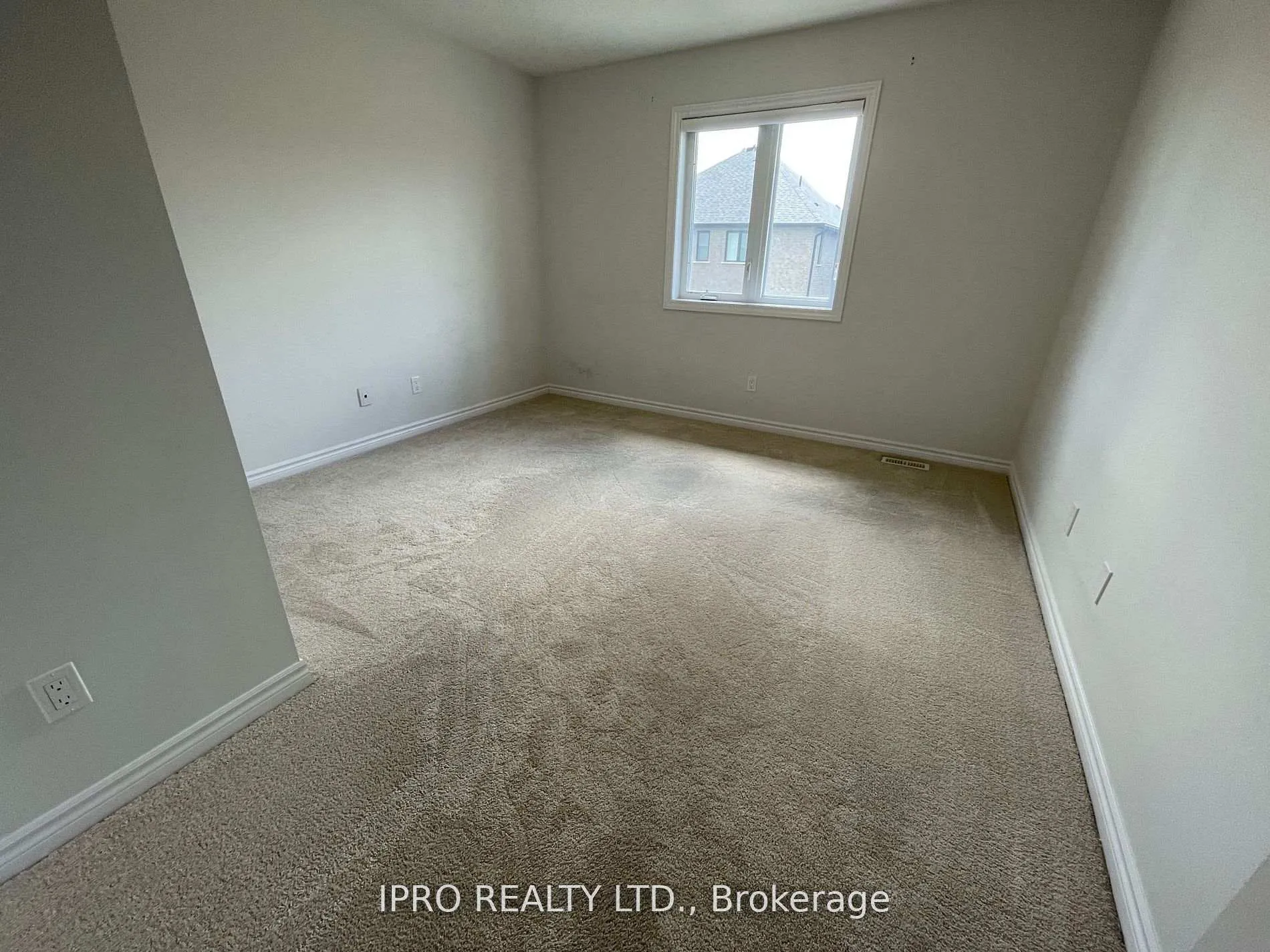 Photo 21 of 516 Doonwoods Crescent W, Kitchener — HOMEH