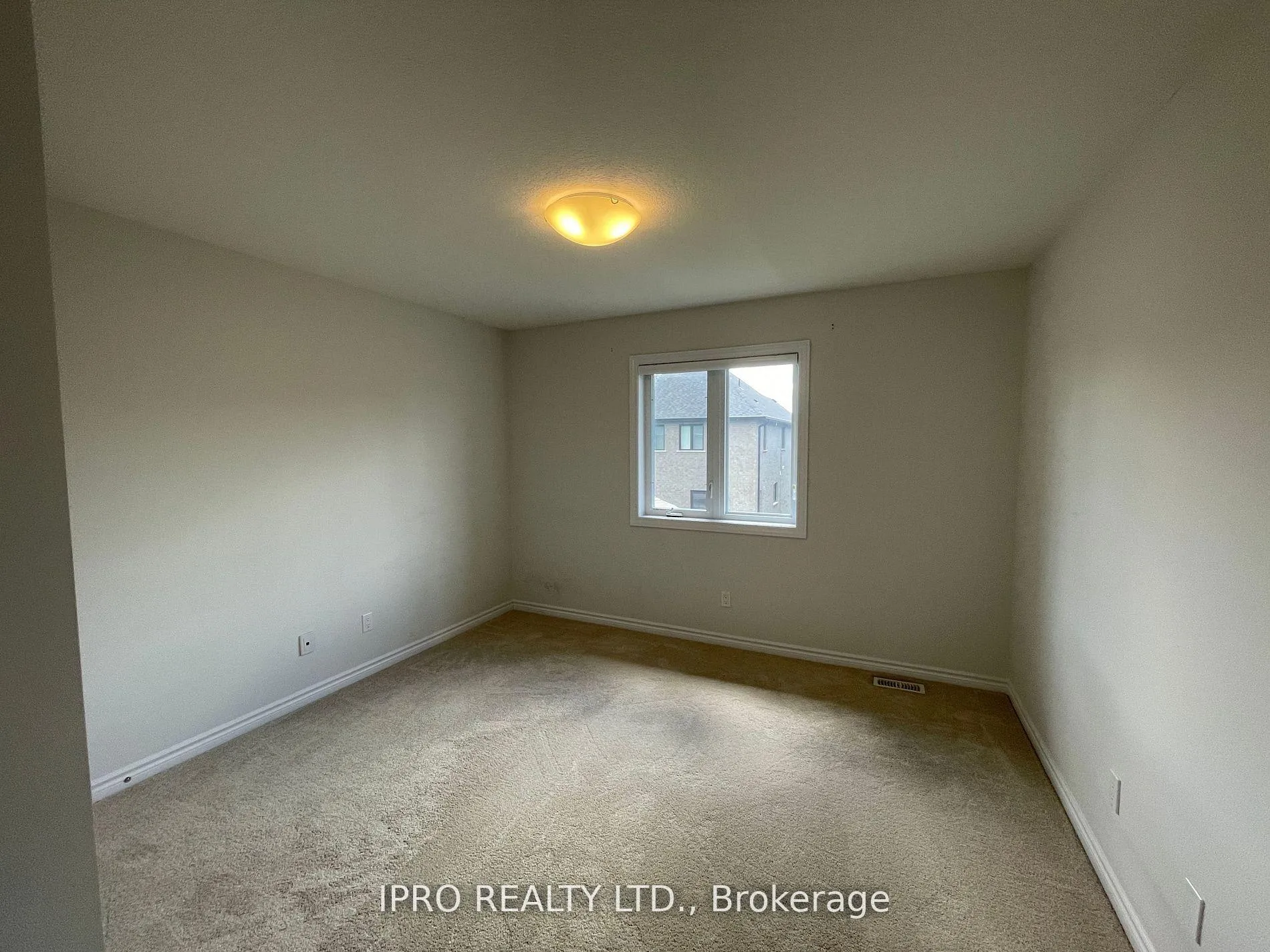 Photo 23 of 516 Doonwoods Crescent W, Kitchener — HOMEH