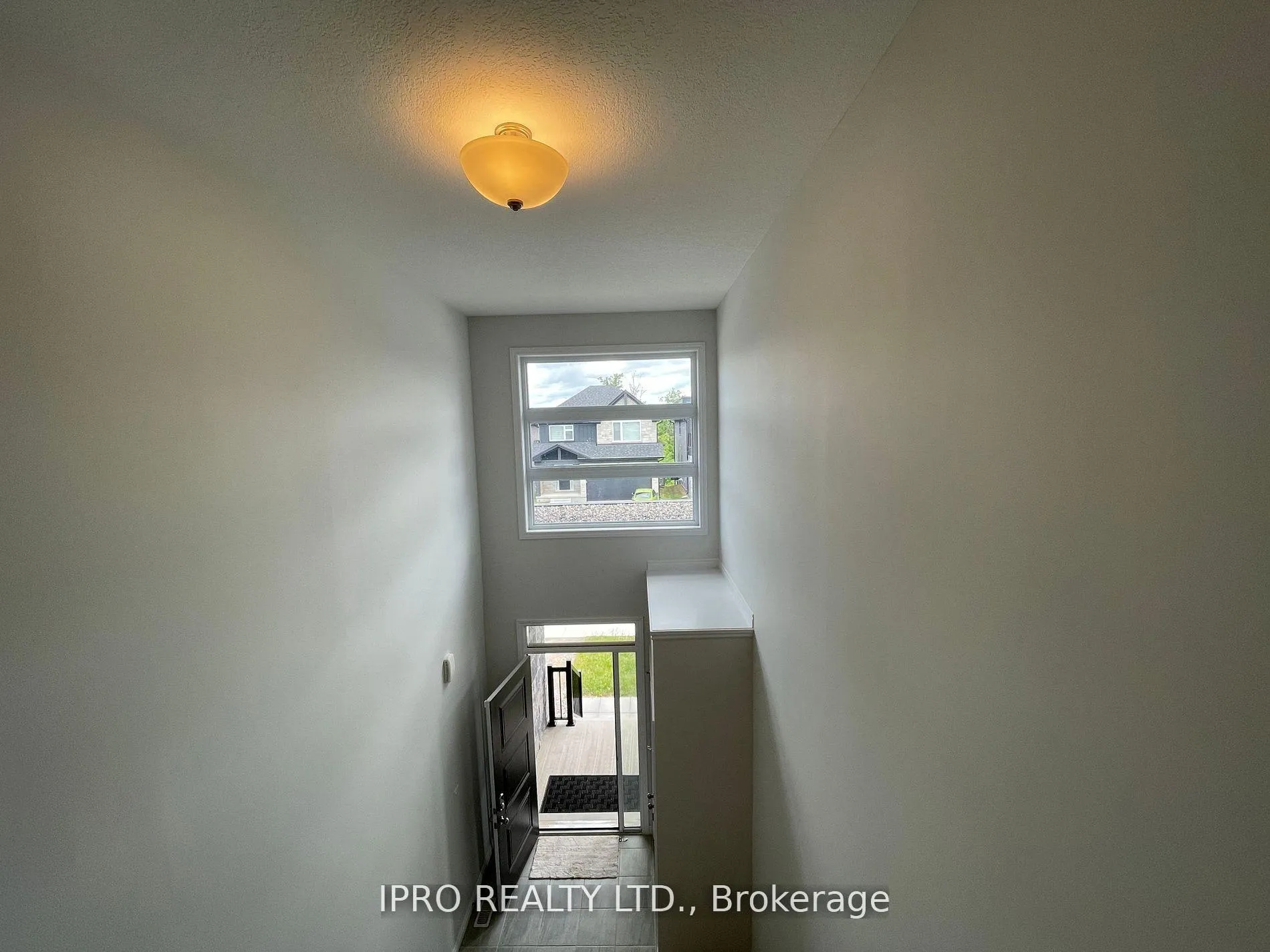 Photo 26 of 516 Doonwoods Crescent W, Kitchener — HOMEH
