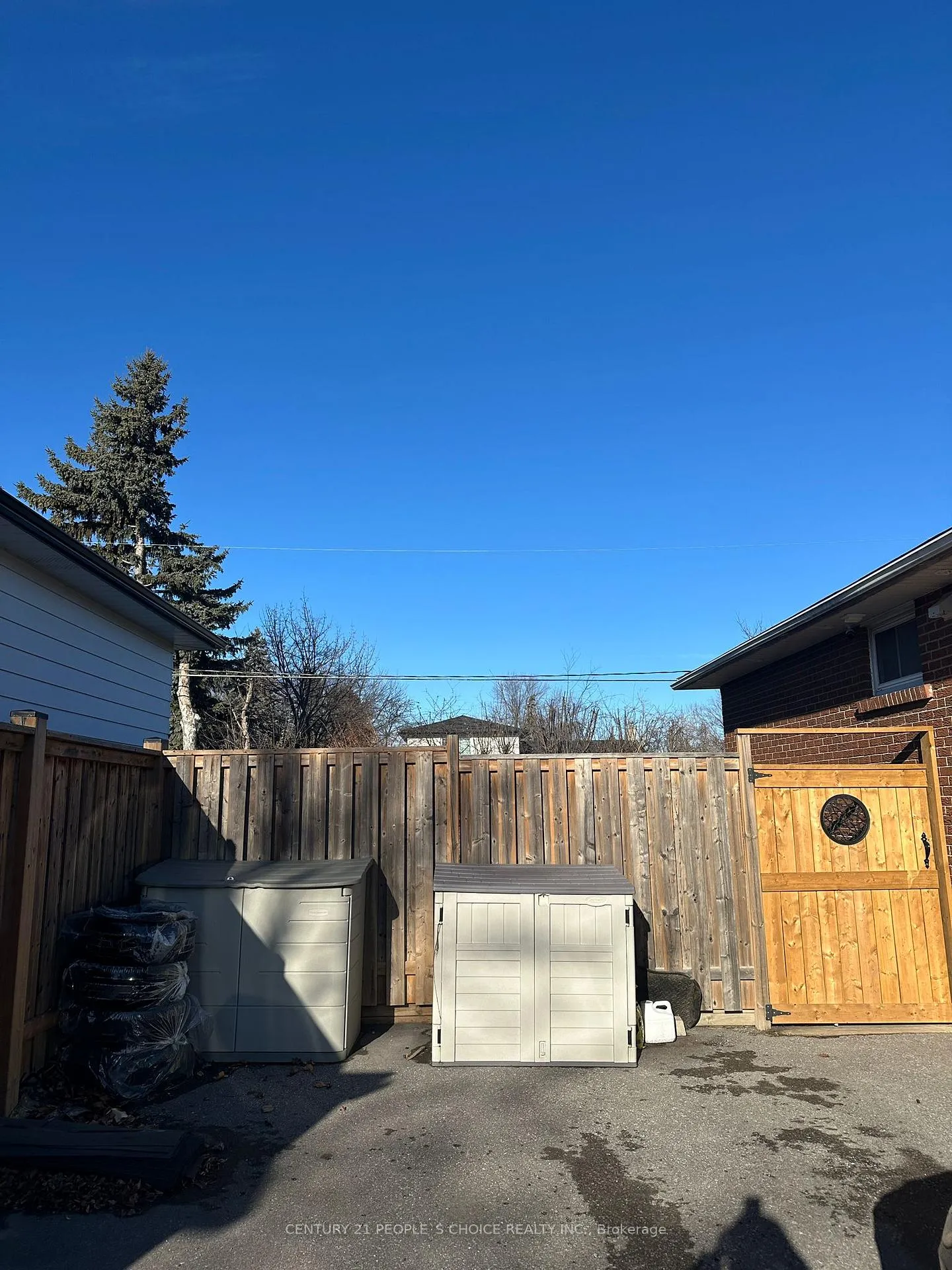 Photo 13 of 50 Dreyer Drive E, Ajax, South East — HOMEH