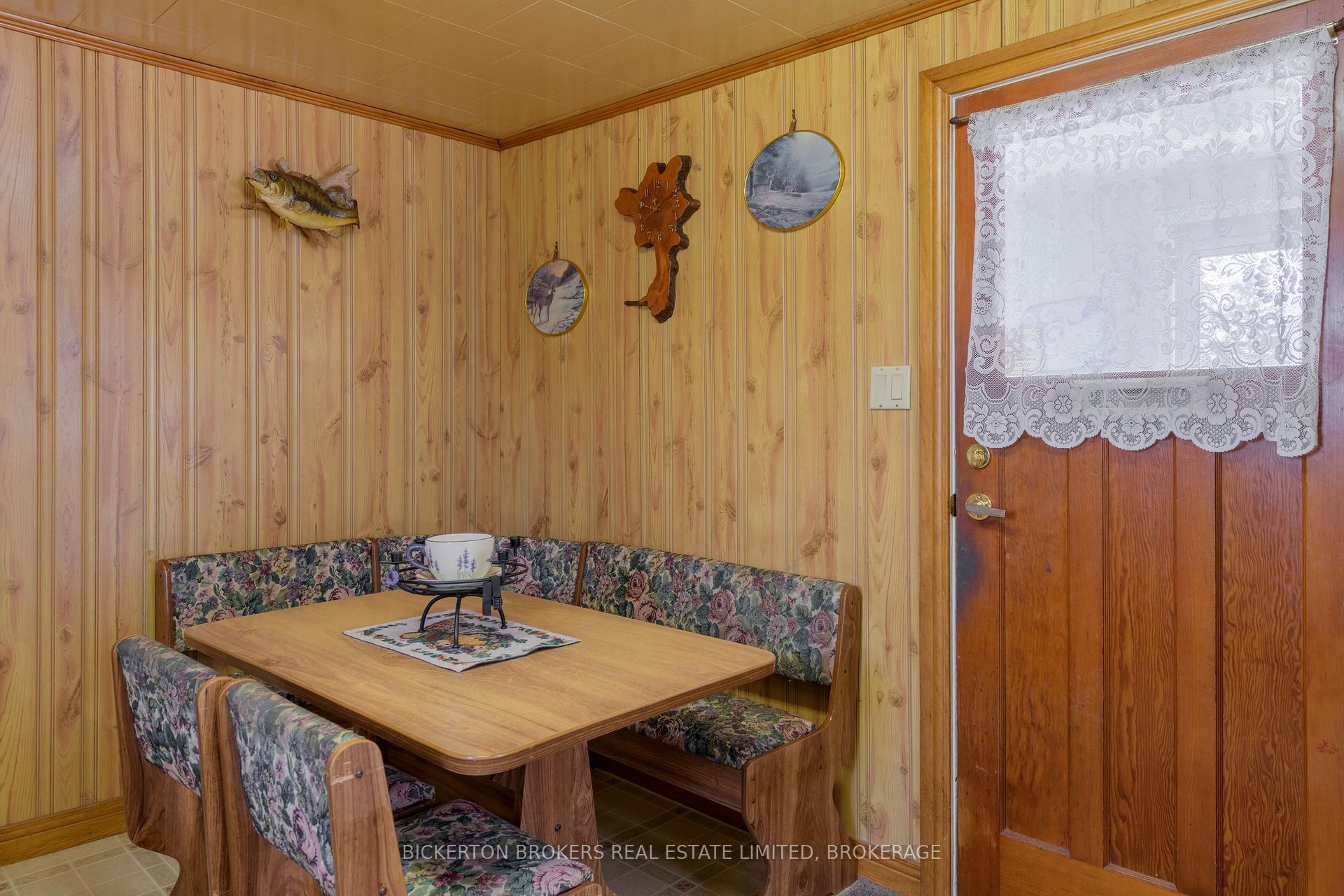 Photo 17 of 290 First Street W, Gananoque — HOMEH