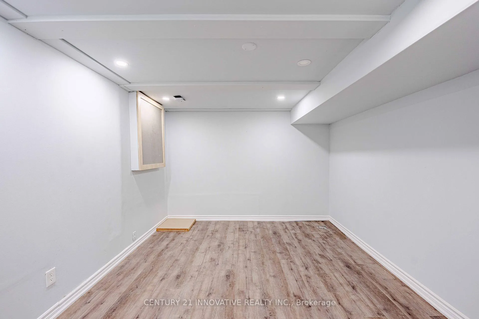 Photo 11 of Unit Bsmt, 56 Foxacre Row, Brampton, Madoc — HOMEH