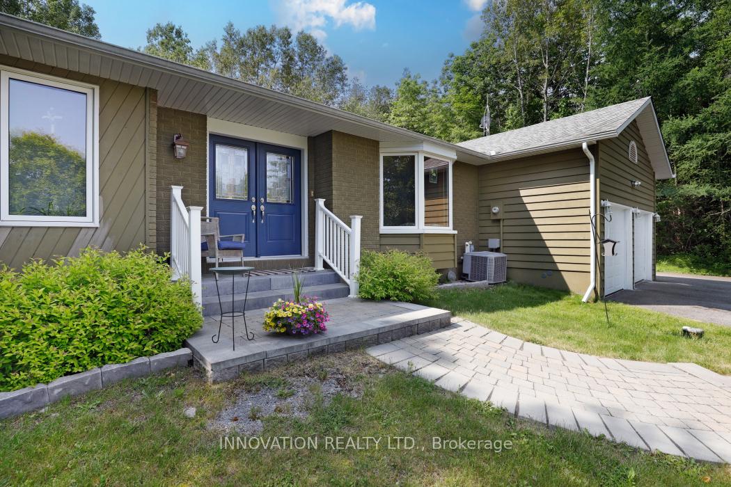 Photo 2 of 112 Pleasant Creek Drive, Ottawa, Huntley Ward (South West) — HOMEH
