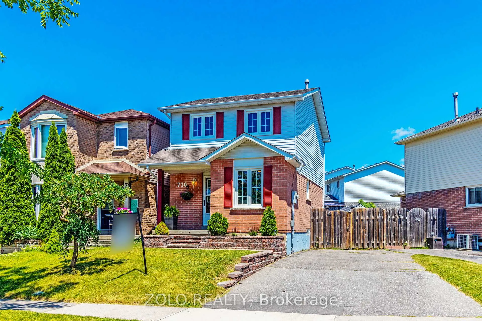 Photo 1 of 710 Hayes Avenue, Oshawa, Pinecrest — HOMEH