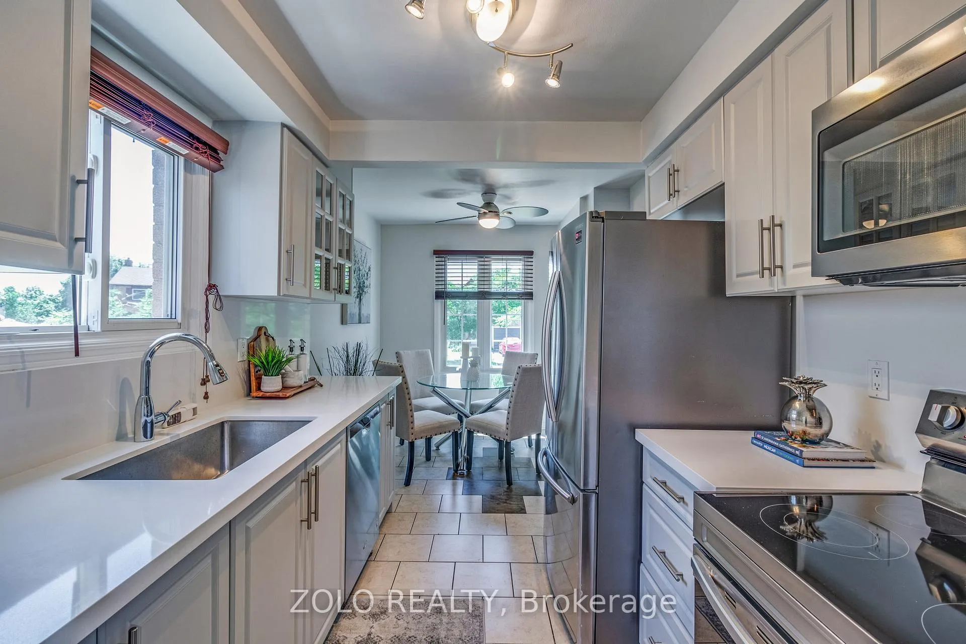 Photo 6 of 710 Hayes Avenue, Oshawa, Pinecrest — HOMEH