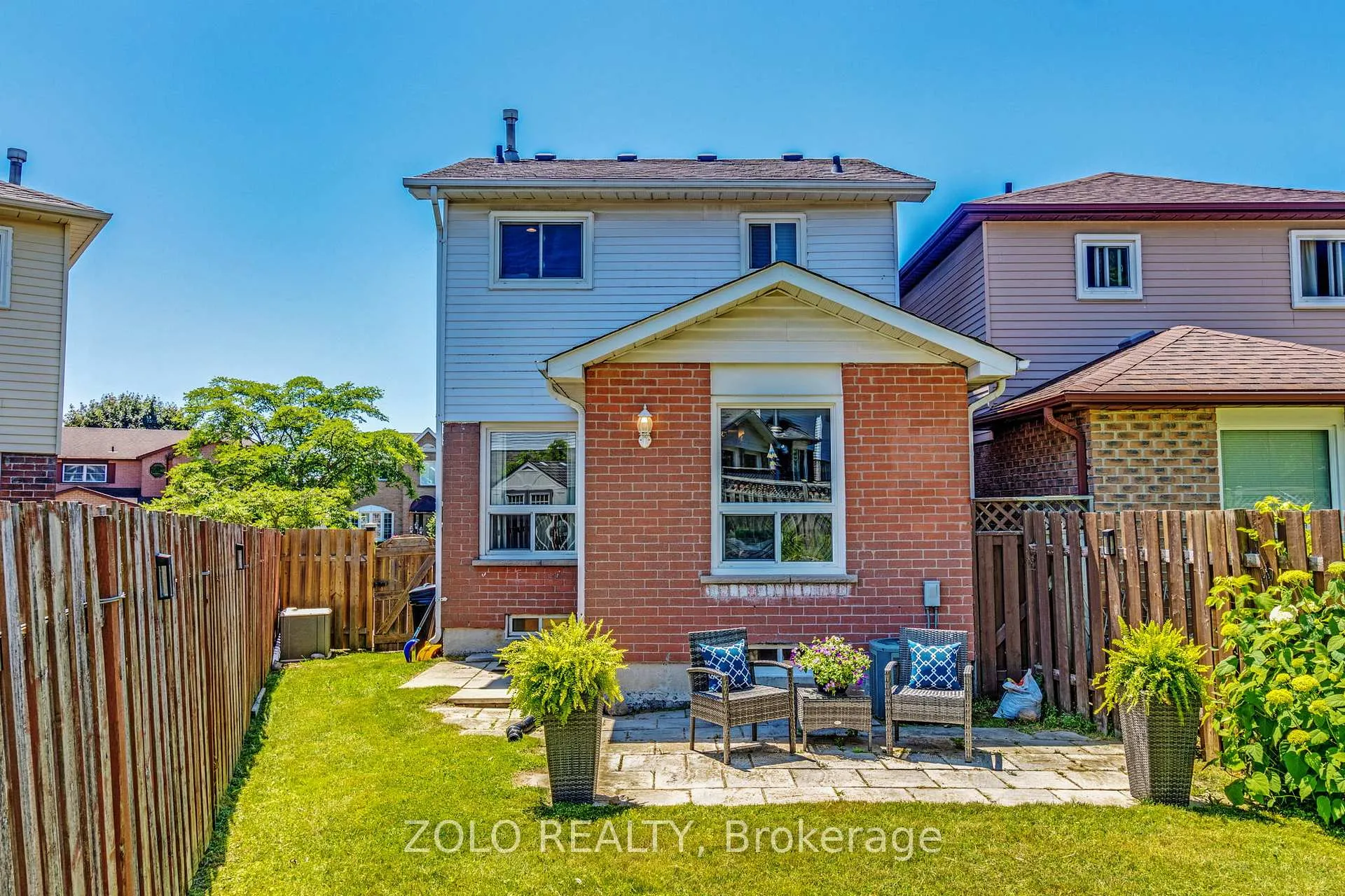 Photo 17 of 710 Hayes Avenue, Oshawa, Pinecrest — HOMEH