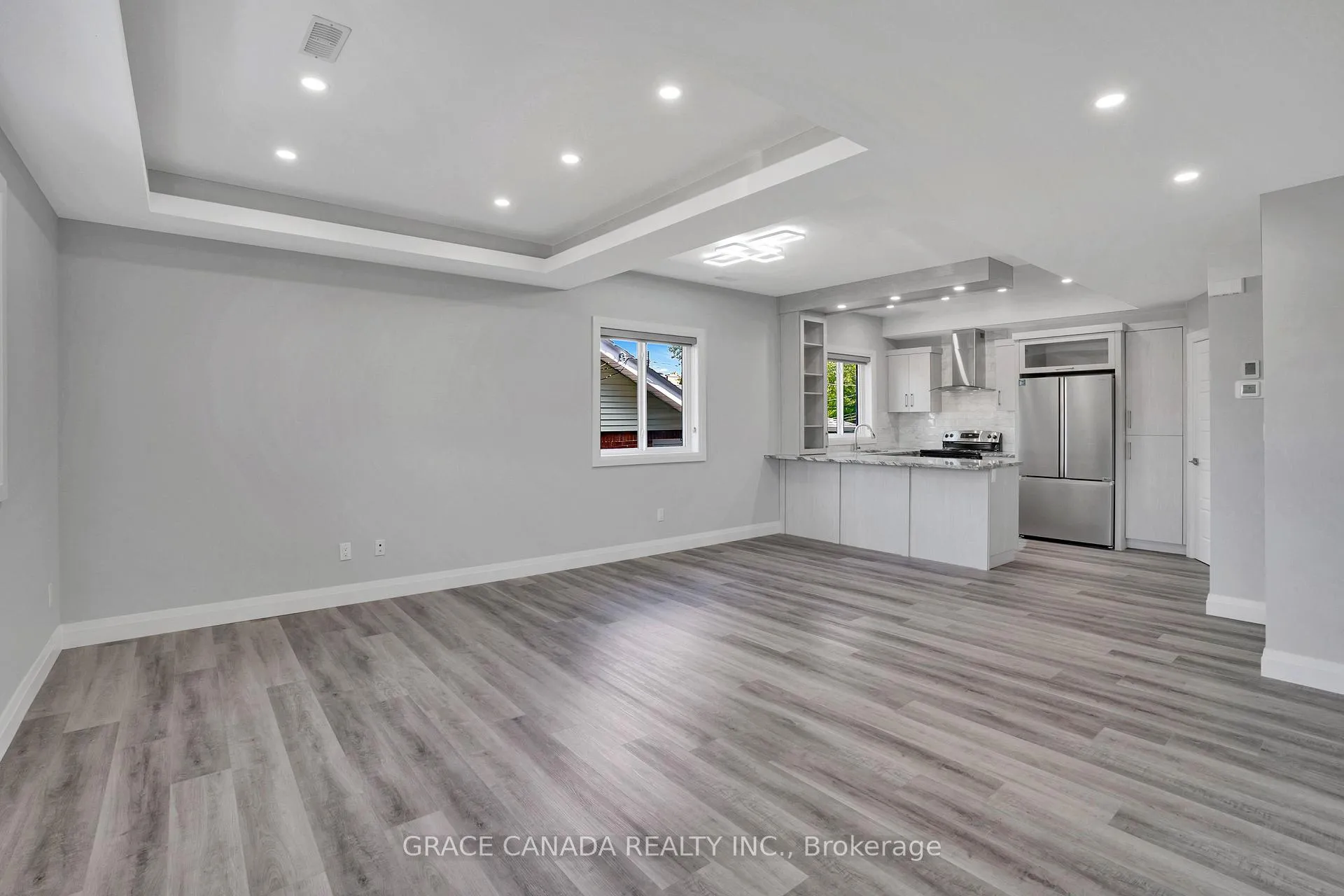 Photo 3 of Unit A, 1659 Windsor Avenue, Windsor — HOMEH
