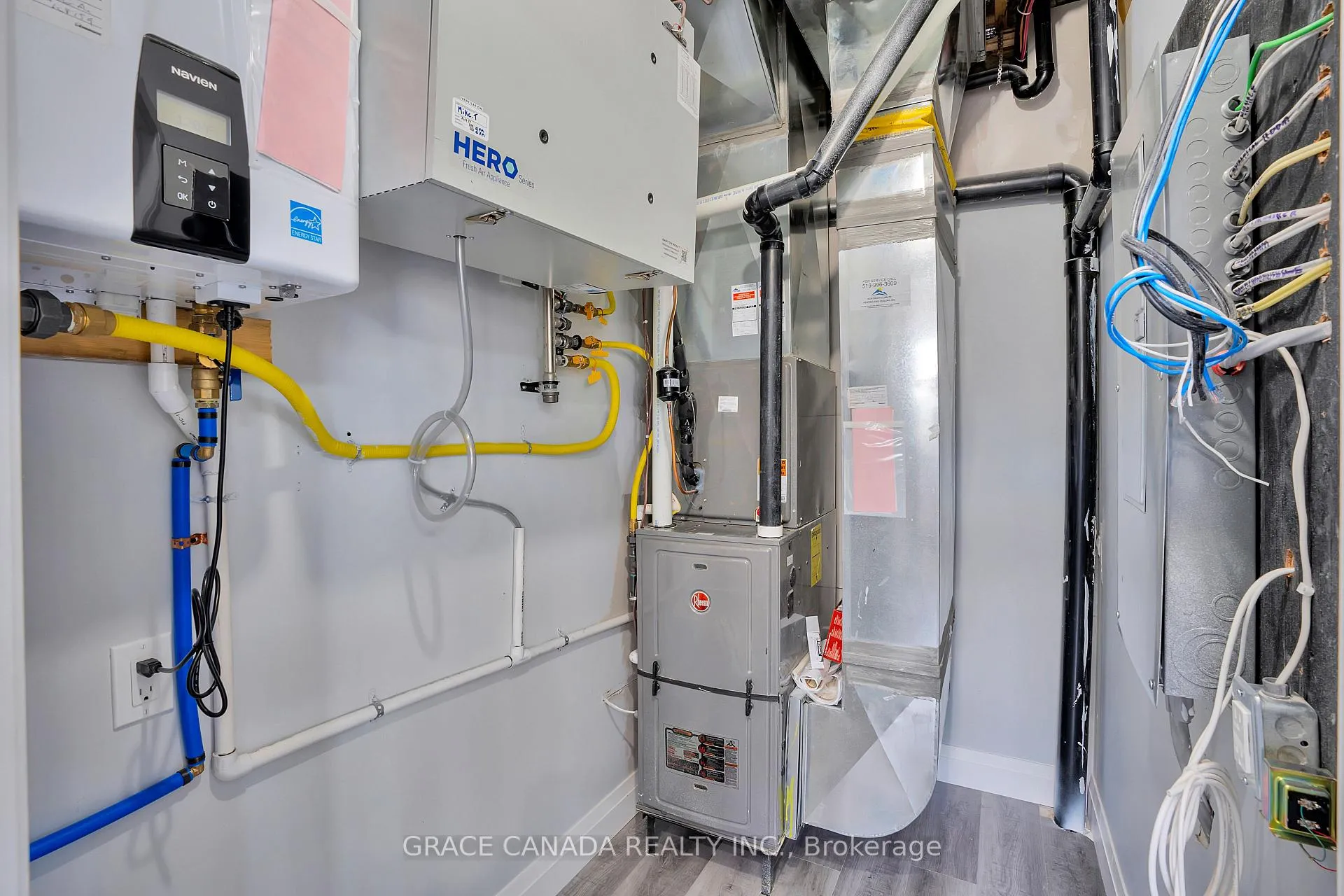 Photo 18 of Unit A, 1659 Windsor Avenue, Windsor — HOMEH