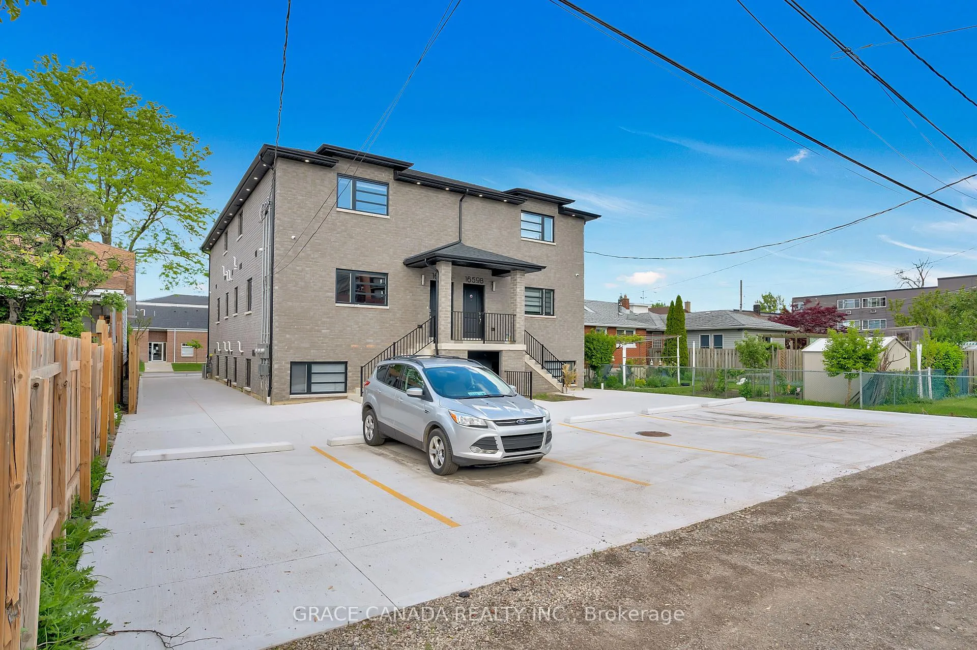 Photo 19 of Unit A, 1659 Windsor Avenue, Windsor — HOMEH