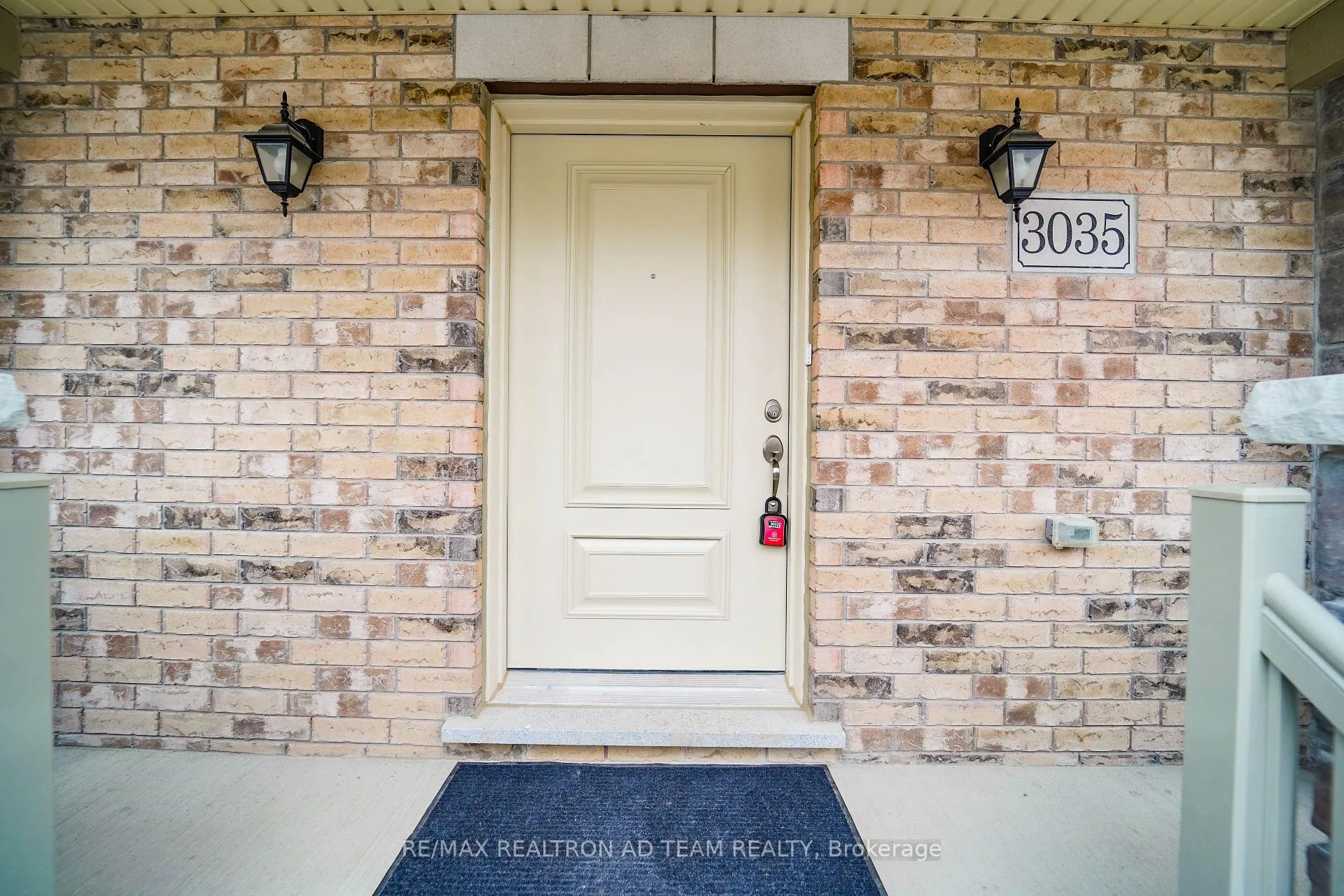 Photo 6 of 3035 Turtlecreek Place, Pickering, Rural Pickering — HOMEH