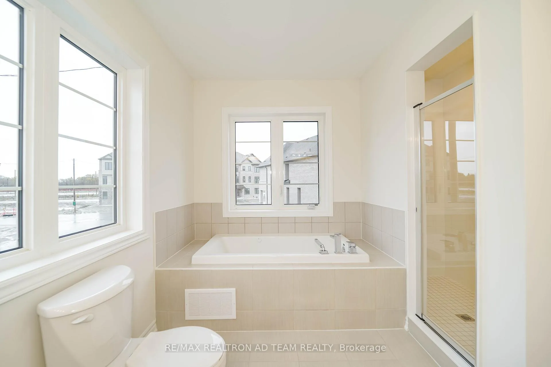 Photo 21 of 3035 Turtlecreek Place, Pickering, Rural Pickering — HOMEH