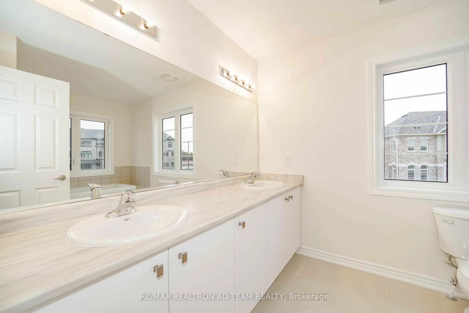 Photo 22 of 3035 Turtlecreek Place, Pickering, Rural Pickering — HOMEH