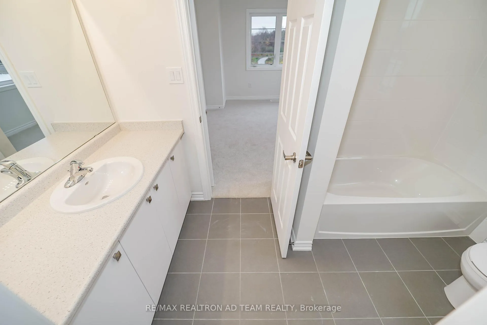 Photo 24 of 3035 Turtlecreek Place, Pickering, Rural Pickering — HOMEH