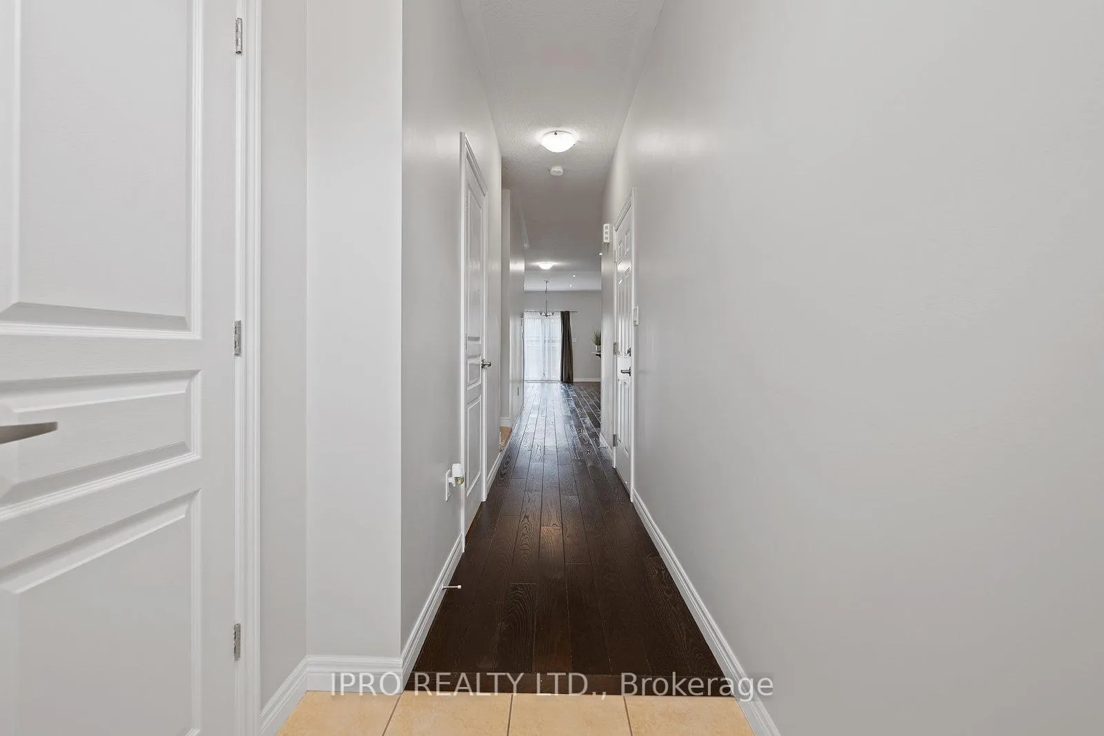 Photo 3 of 30 Robert Peel Road, Kitchener, Mount Hope Huron Park — HOMEH