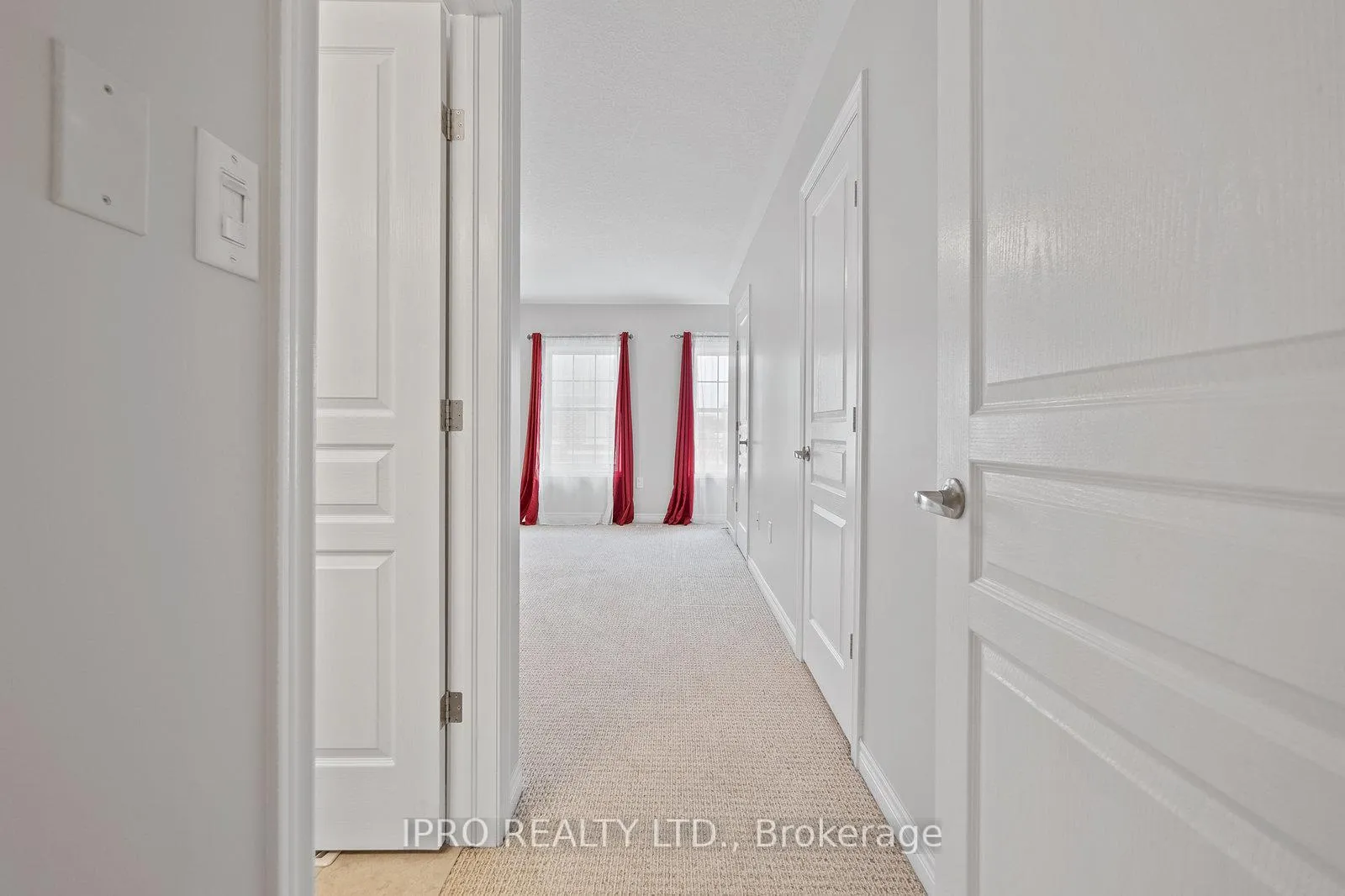 Photo 26 of 30 Robert Peel Road, Kitchener, Mount Hope Huron Park — HOMEH