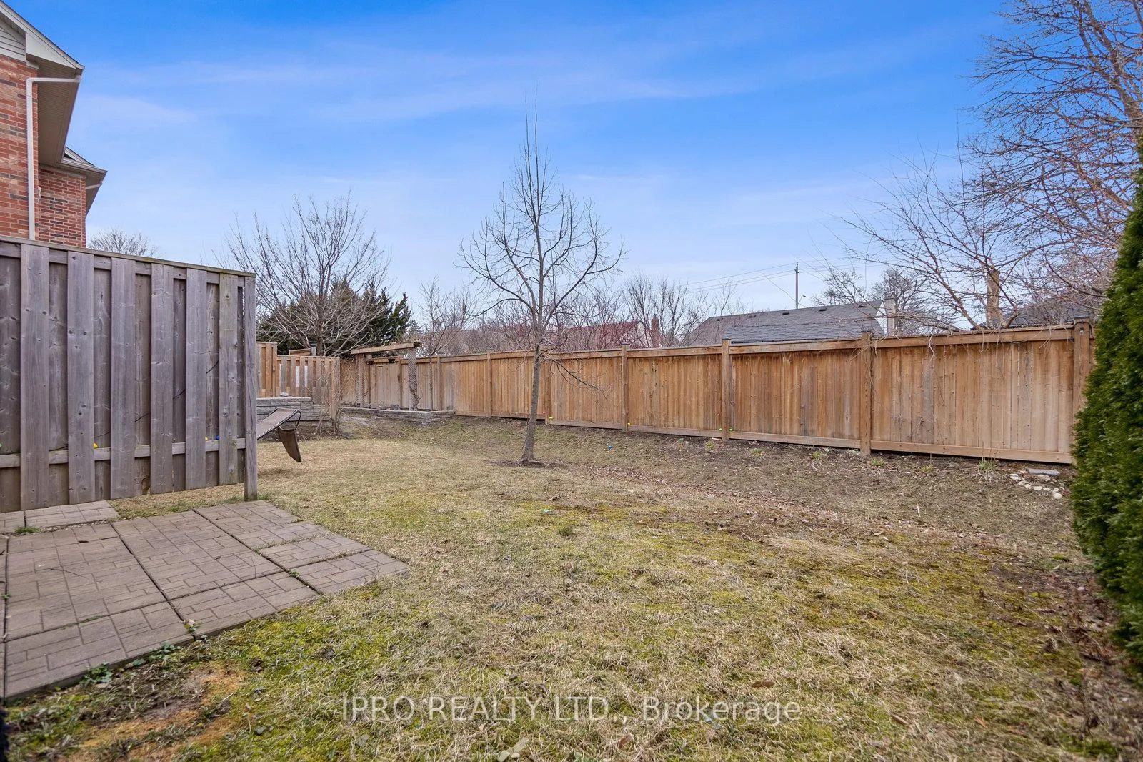 Photo 40 of 30 Robert Peel Road, Kitchener, Mount Hope Huron Park — HOMEH
