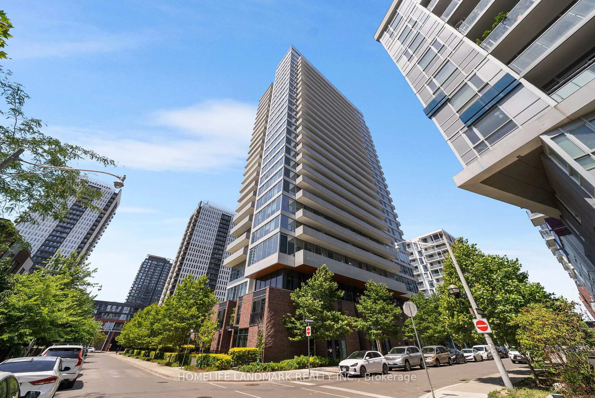 Front of Unit 1507, 20 Tubman Avenue