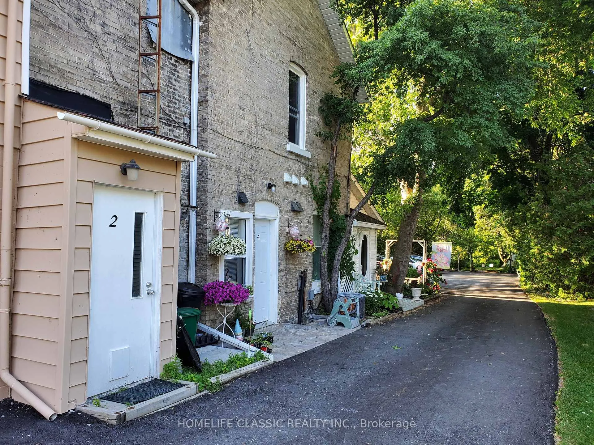 Photo 1 of Unit 2, 396 Simcoe Street, Brock, Beaverton — HOMEH