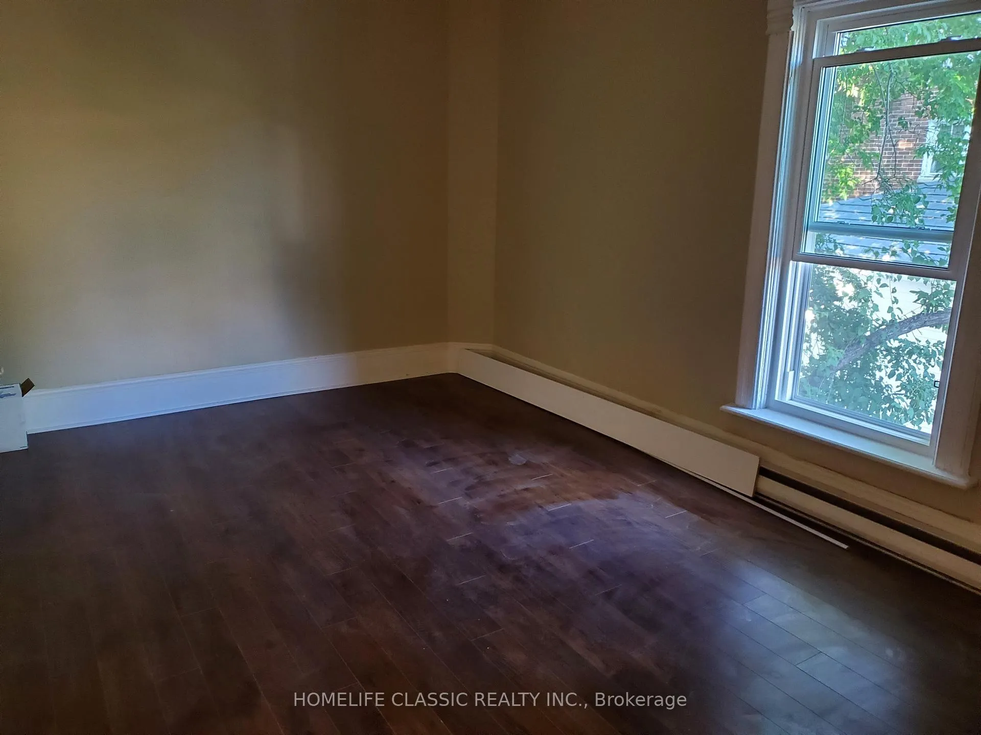 Photo 6 of Unit 2, 396 Simcoe Street, Brock, Beaverton — HOMEH