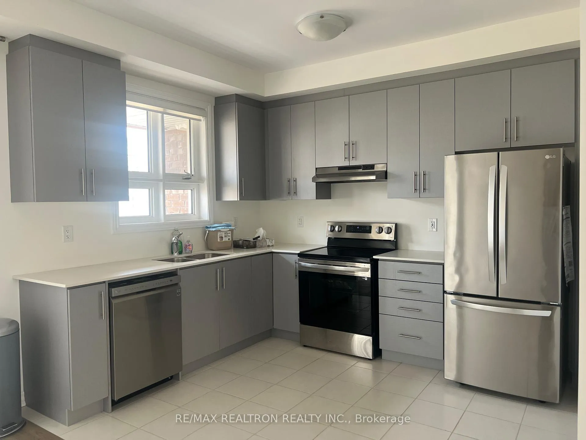 Photo 1 of 9 Imperial College Lane, Markham, Wismer — HOMEH