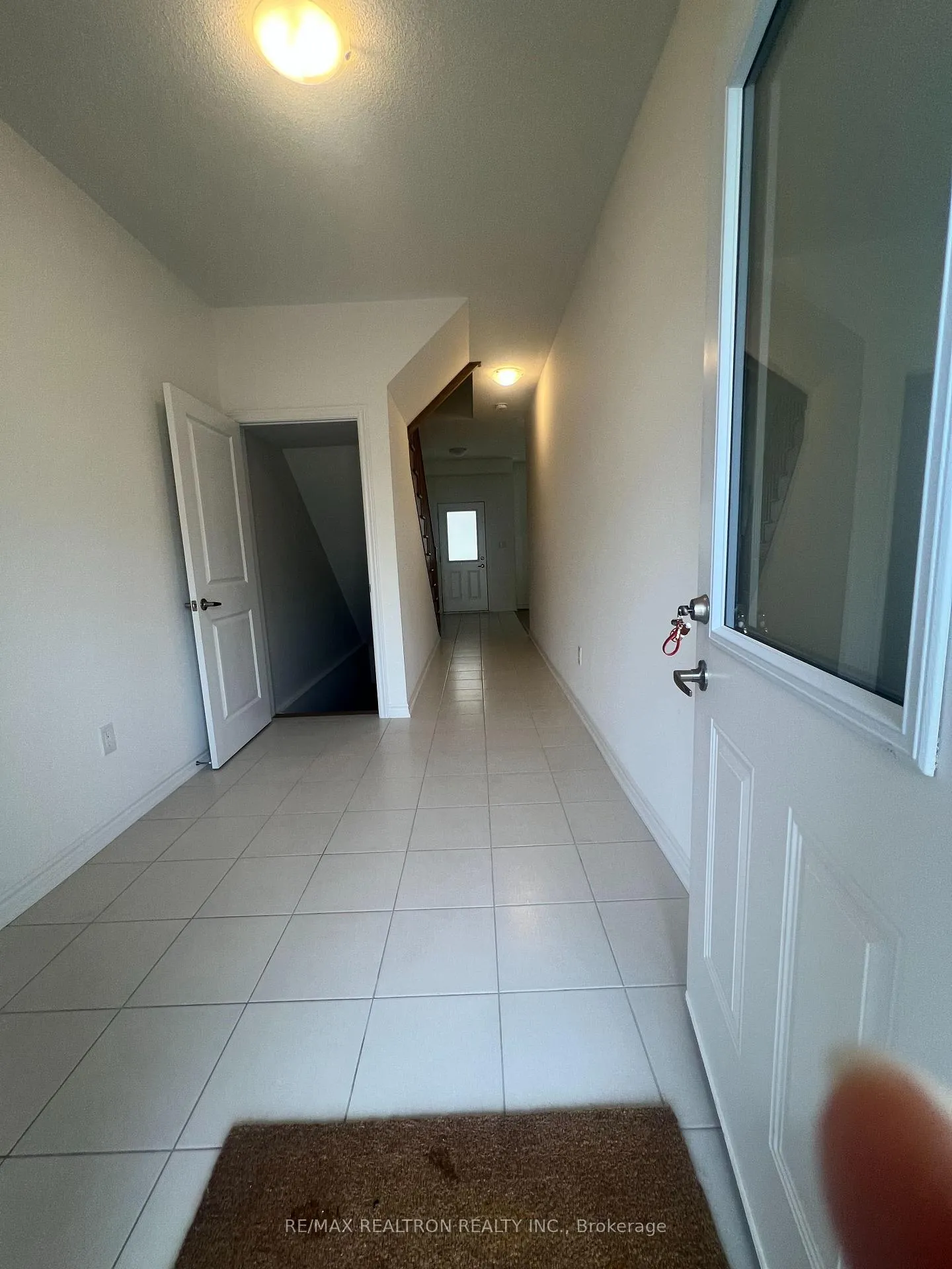 Photo 2 of 9 Imperial College Lane, Markham, Wismer — HOMEH