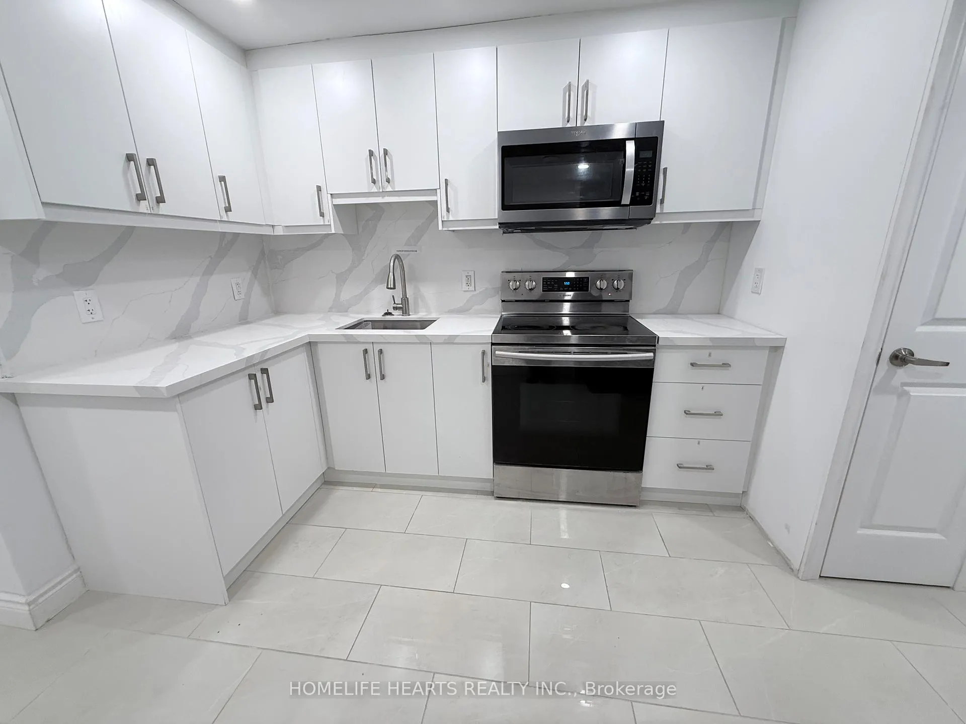 Photo 6 of 735 Grand Banks Drive, Waterloo, Eastbridge — HOMEH