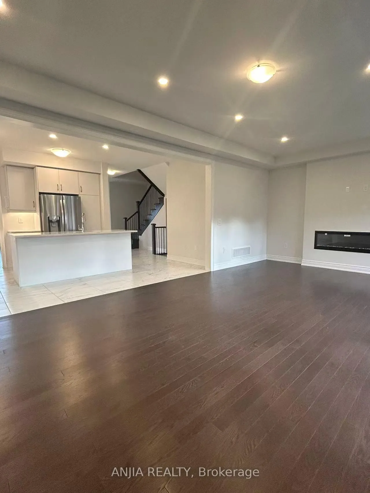 Photo 5 of 13 Albert Newell Drive, Markham, Cornell — HOMEH