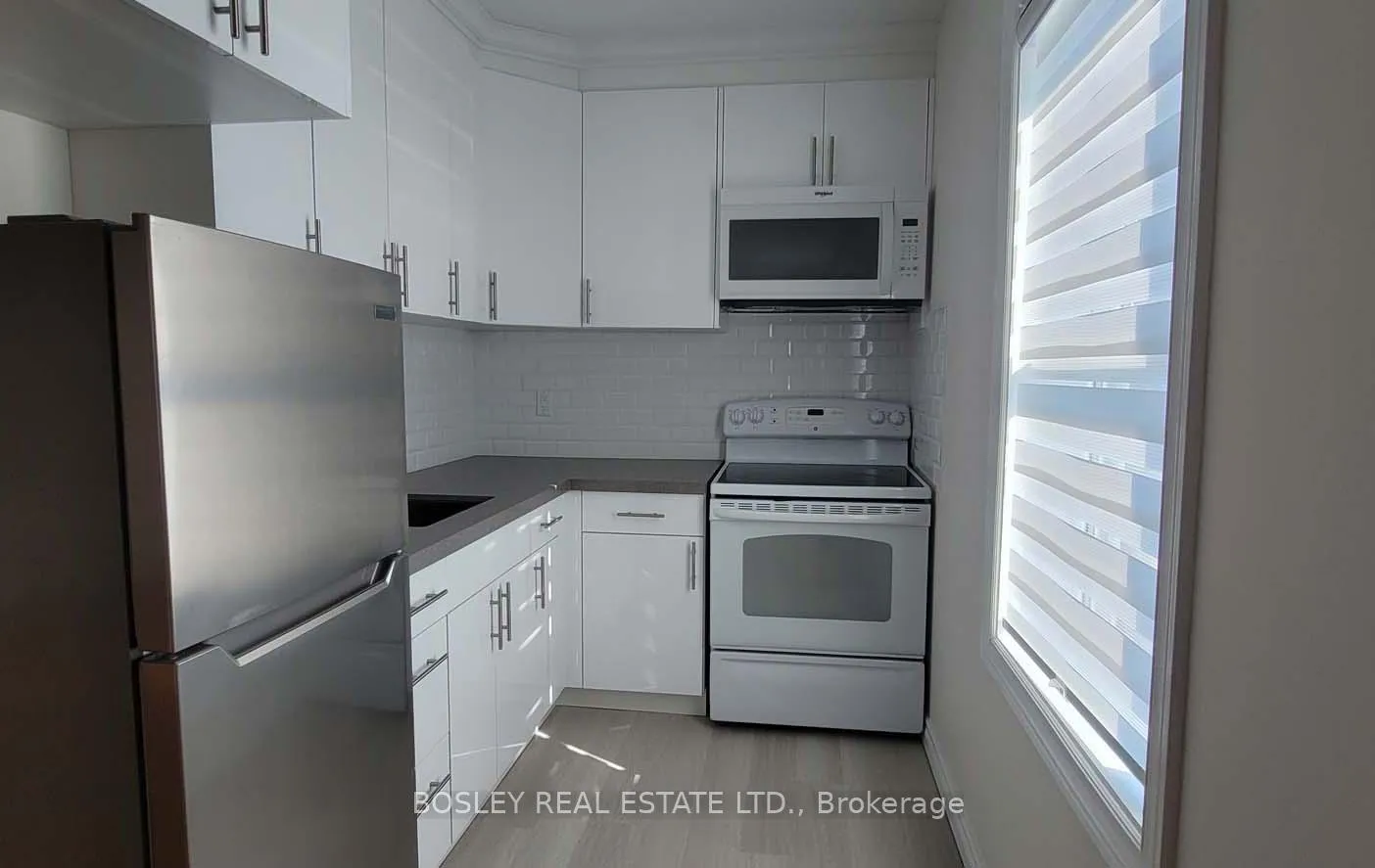 Photo 6 of Unit Upper, 1023 Pape Avenue, Toronto, Danforth Village-East York — HOMEH