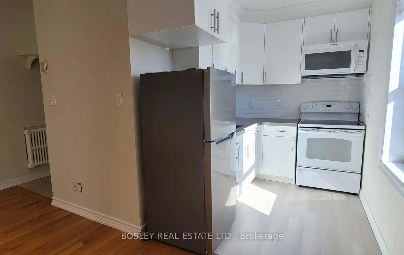 Photo 7 of Unit Upper, 1023 Pape Avenue, Toronto, Danforth Village-East York — HOMEH
