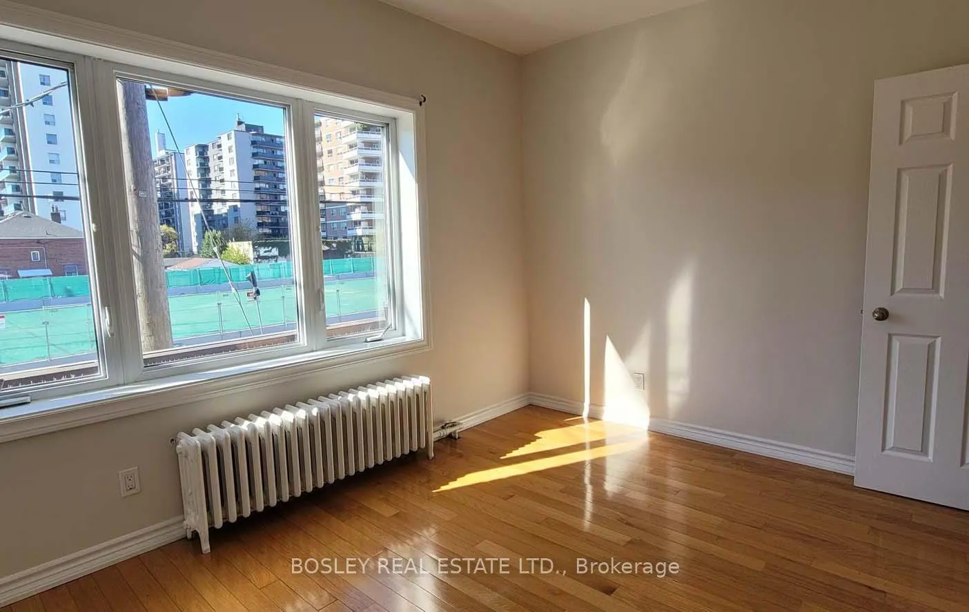 Photo 9 of Unit Upper, 1023 Pape Avenue, Toronto, Danforth Village-East York — HOMEH