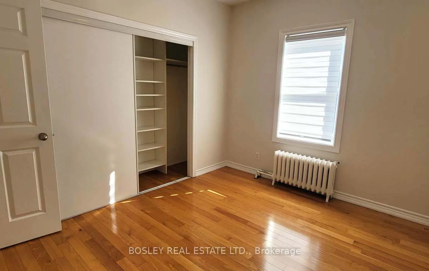 Photo 10 of Unit Upper, 1023 Pape Avenue, Toronto, Danforth Village-East York — HOMEH