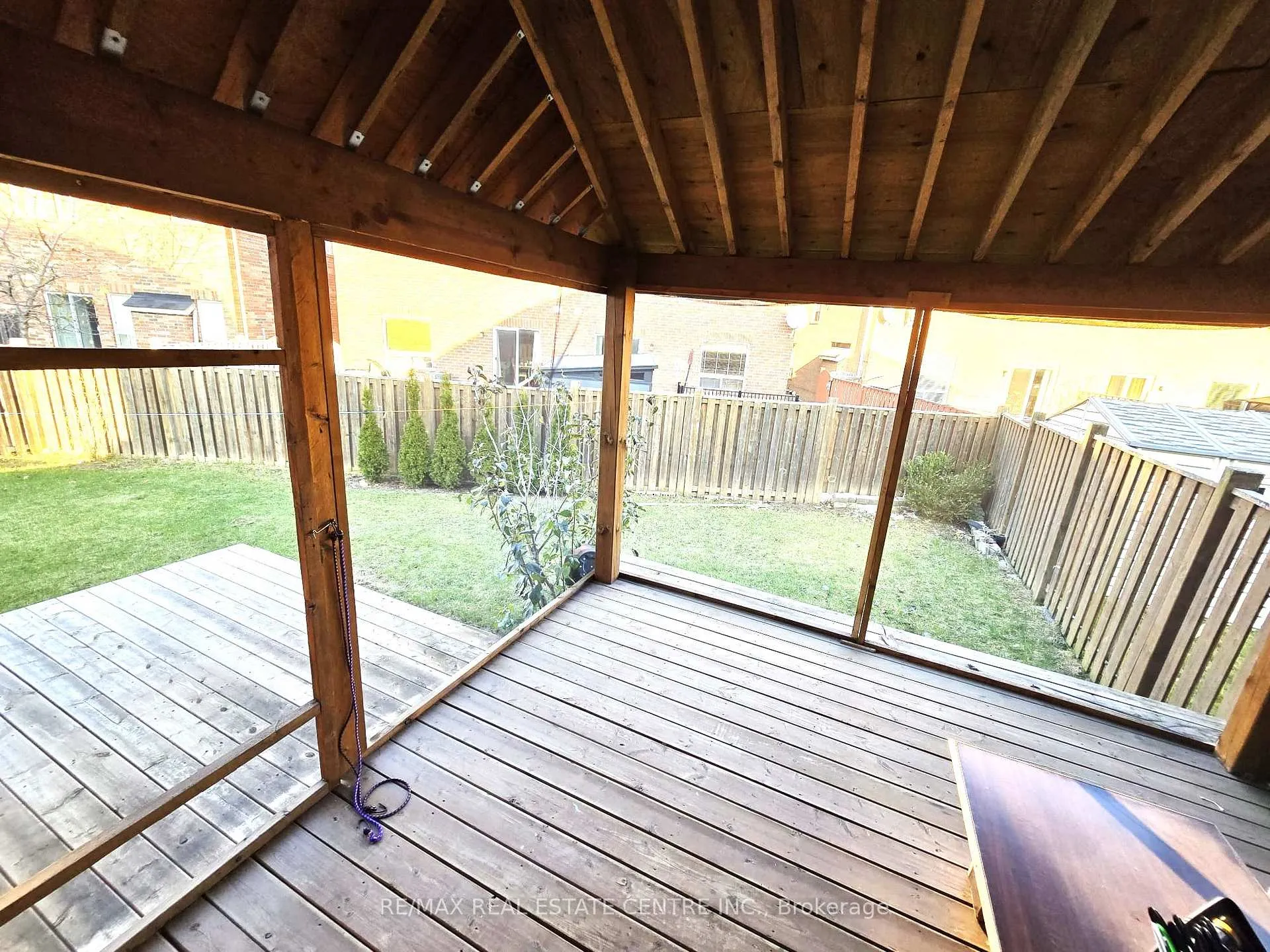 Photo 21 of 25 Commodore Drive, Brampton, Credit Valley — HOMEH