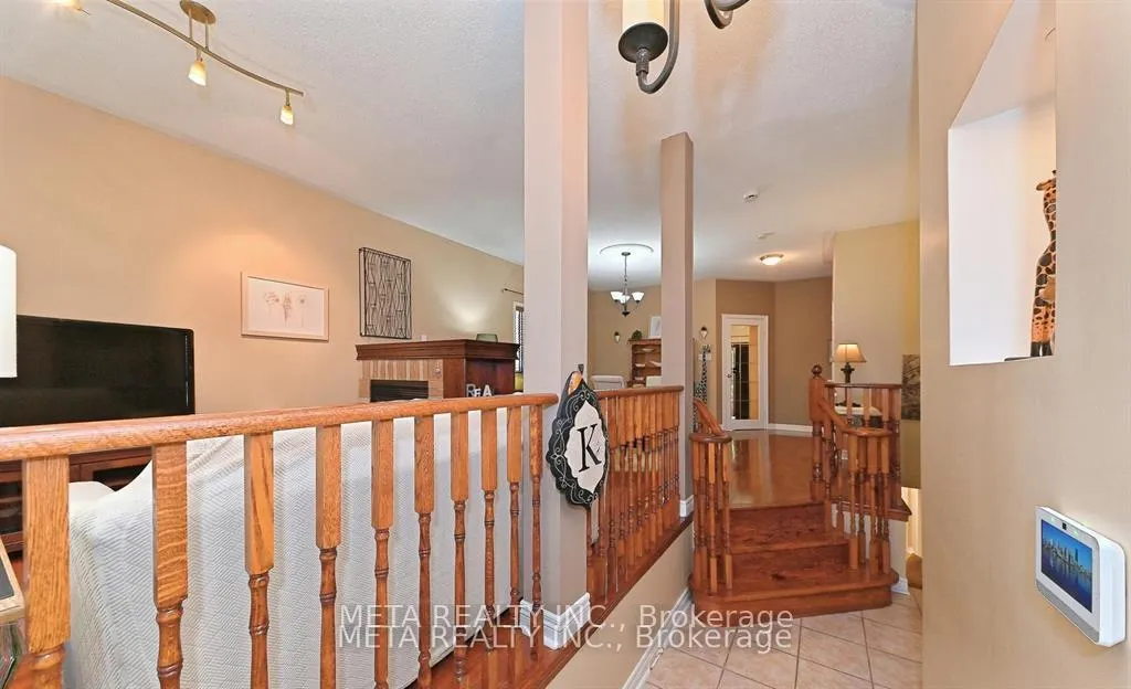 Photo 3 of Unit UPPER, 138 Van scott Drive N, Brampton, Northwest Sandalwood Parkway — HOMEH
