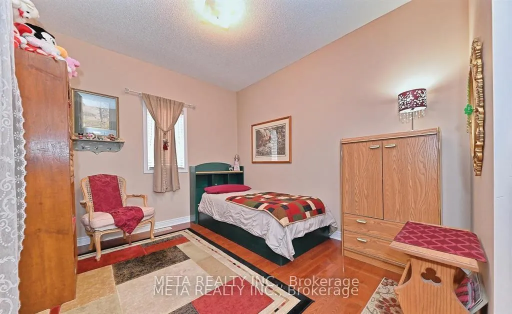 Photo 18 of Unit UPPER, 138 Van scott Drive N, Brampton, Northwest Sandalwood Parkway — HOMEH