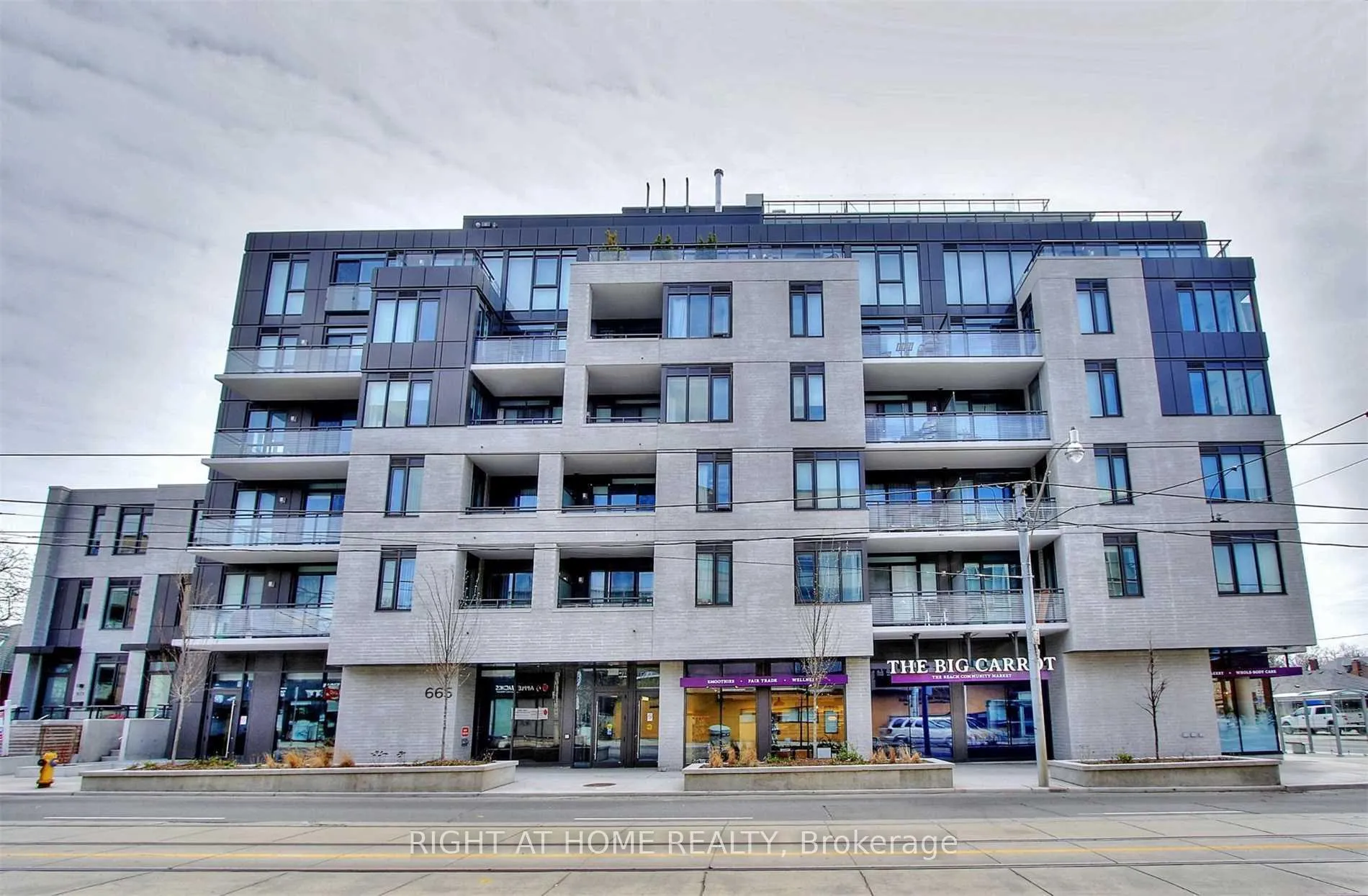 Photo 11 of Unit 508, 665 Kingston Road, Toronto, The Beaches — HOMEH