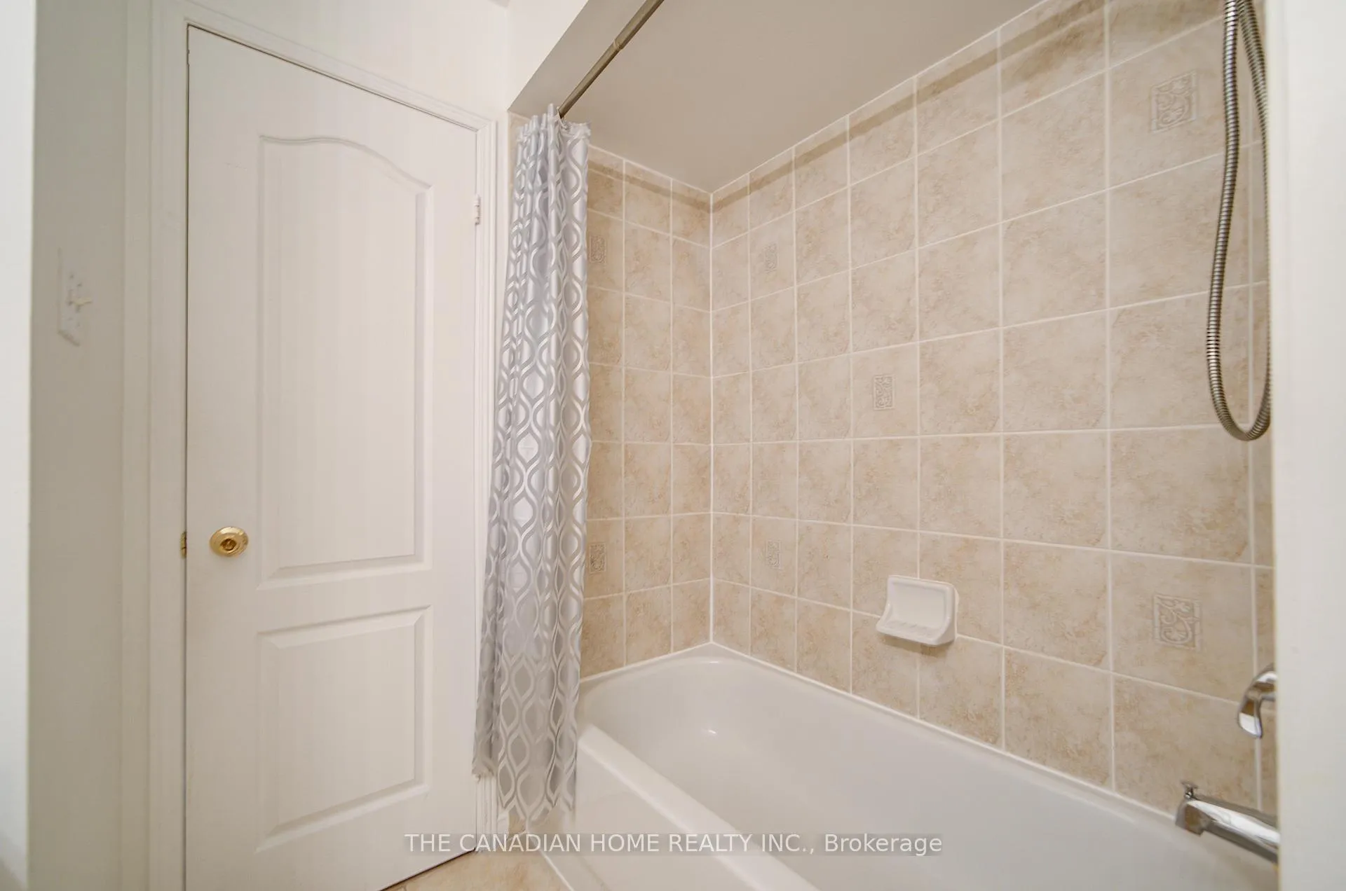 Photo 32 of 27 Macmillan Avenue, Whitby, Pringle Creek — HOMEH