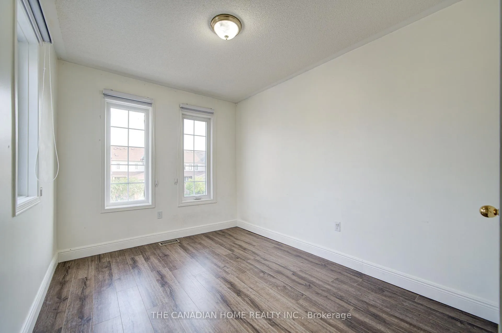 Photo 36 of 27 Macmillan Avenue, Whitby, Pringle Creek — HOMEH