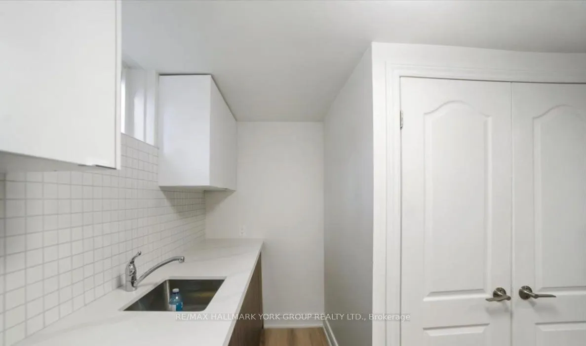 Photo 2 of Unit Basement, 28 Charlbrook Avenue, Barrie, Cundles East — HOMEH