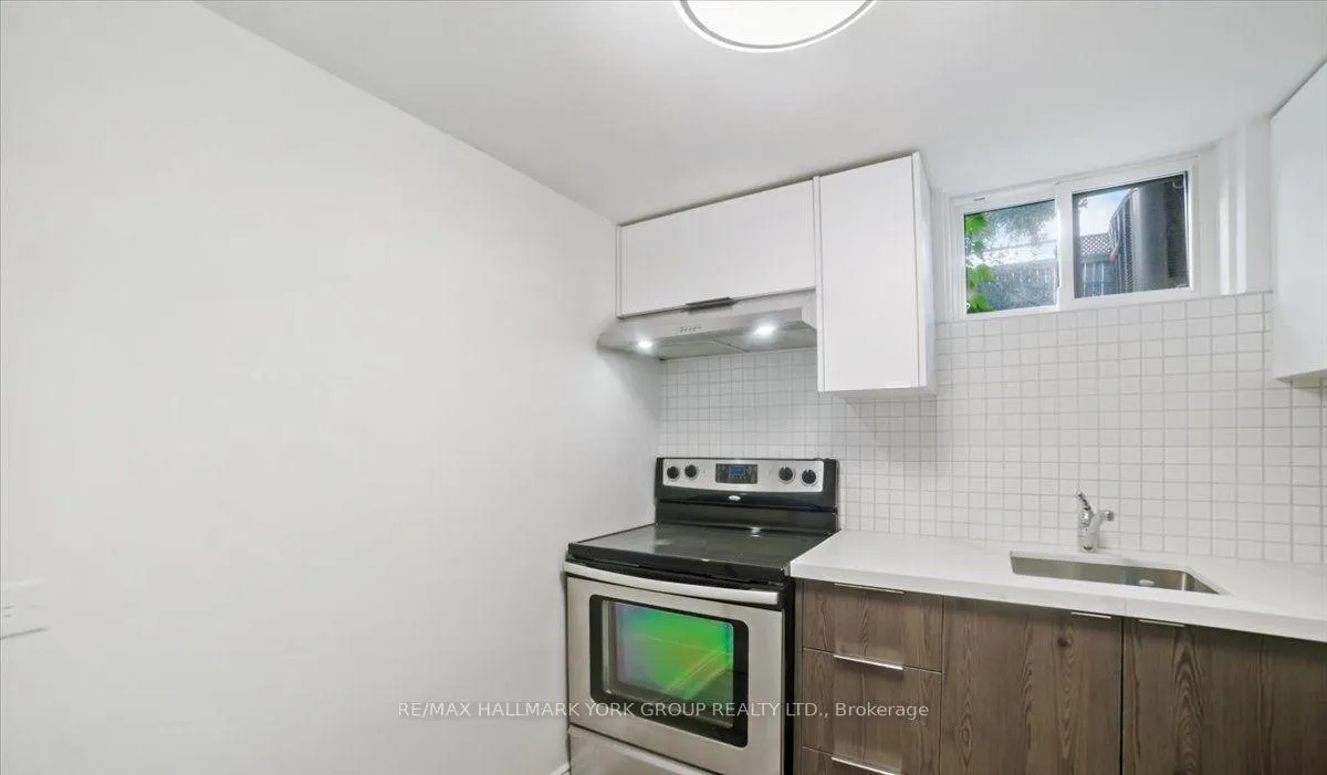 Photo 8 of Unit Basement, 28 Charlbrook Avenue, Barrie, Cundles East — HOMEH