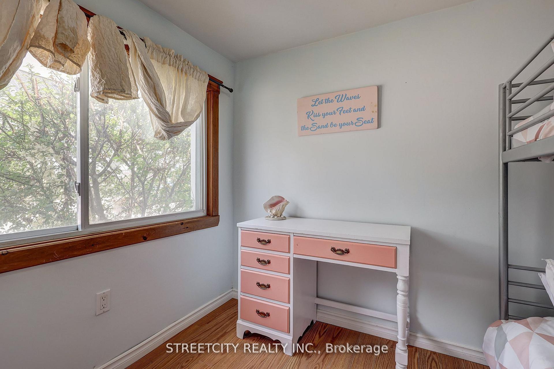 Photo 23 of 165 William Street, Central Elgin, Rural Central Elgin — HOMEH