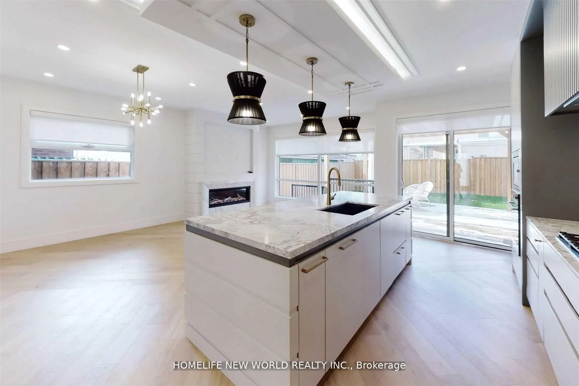 Photo 9 of 725 Gardner Avenue, Mississauga, Lakeview — HOMEH