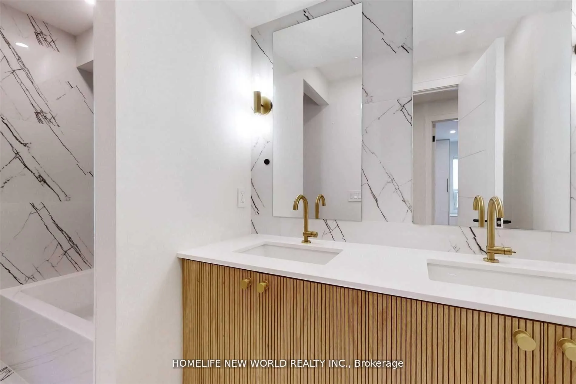 Photo 17 of 725 Gardner Avenue, Mississauga, Lakeview — HOMEH