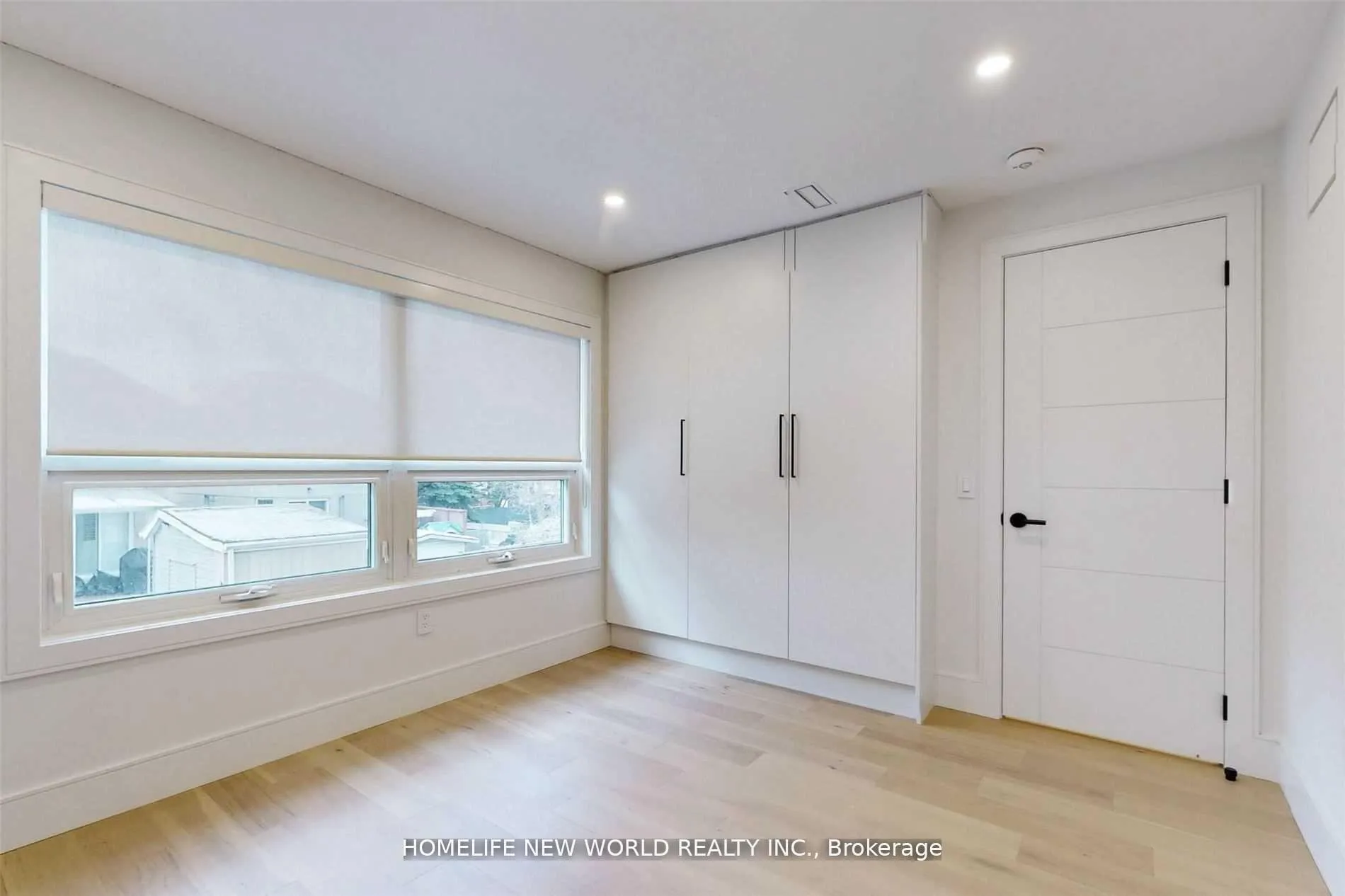 Photo 18 of 725 Gardner Avenue, Mississauga, Lakeview — HOMEH