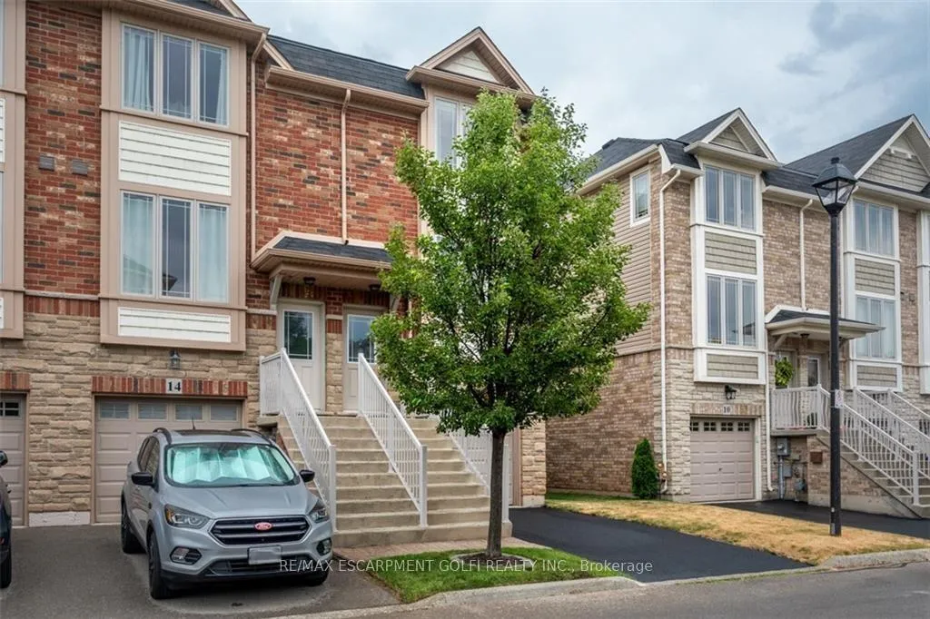 Photo 3 of Unit 12, 8 Hemlock Way, Grimsby, Grimsby West — HOMEH
